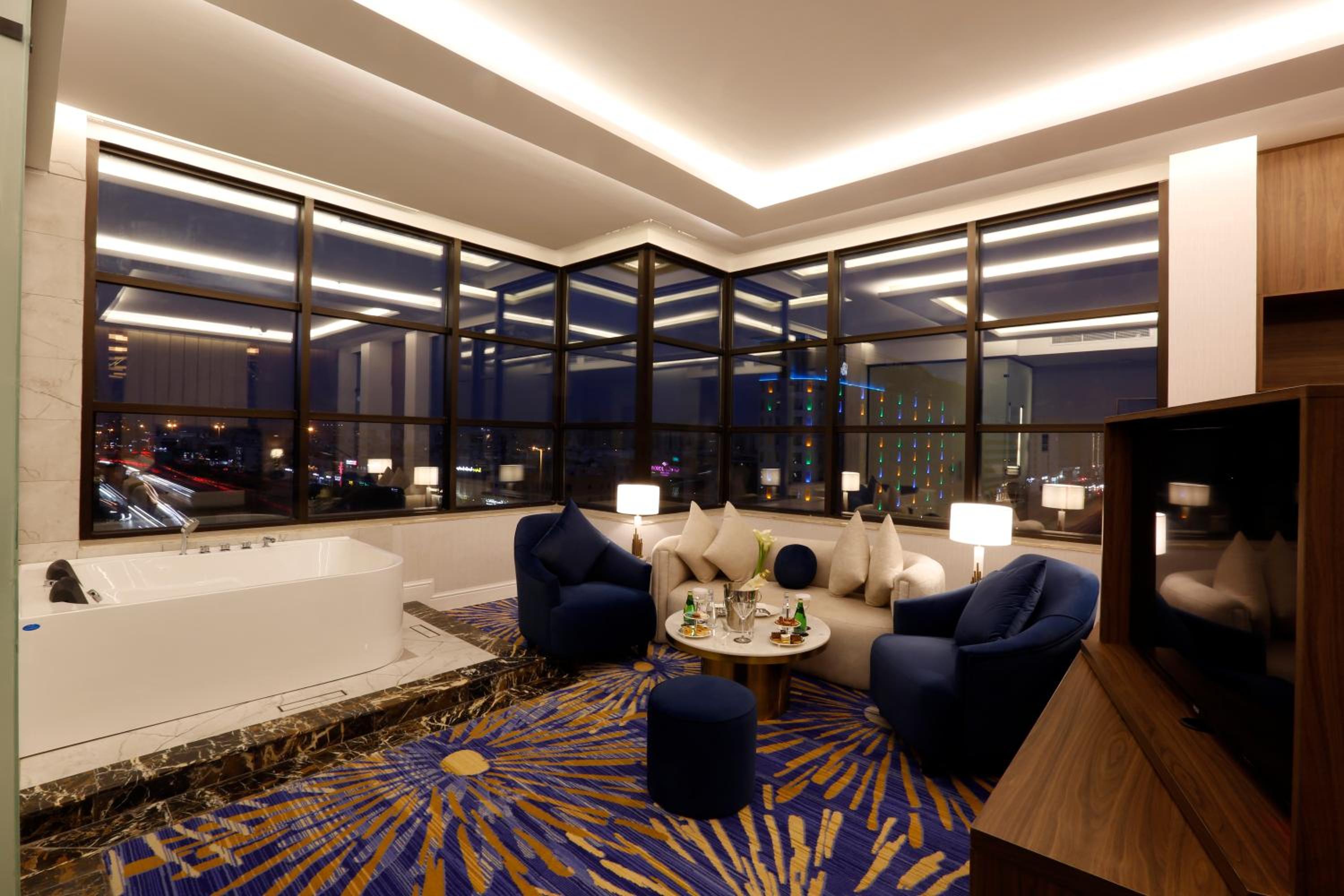 Presidential Suite thumbnail 5