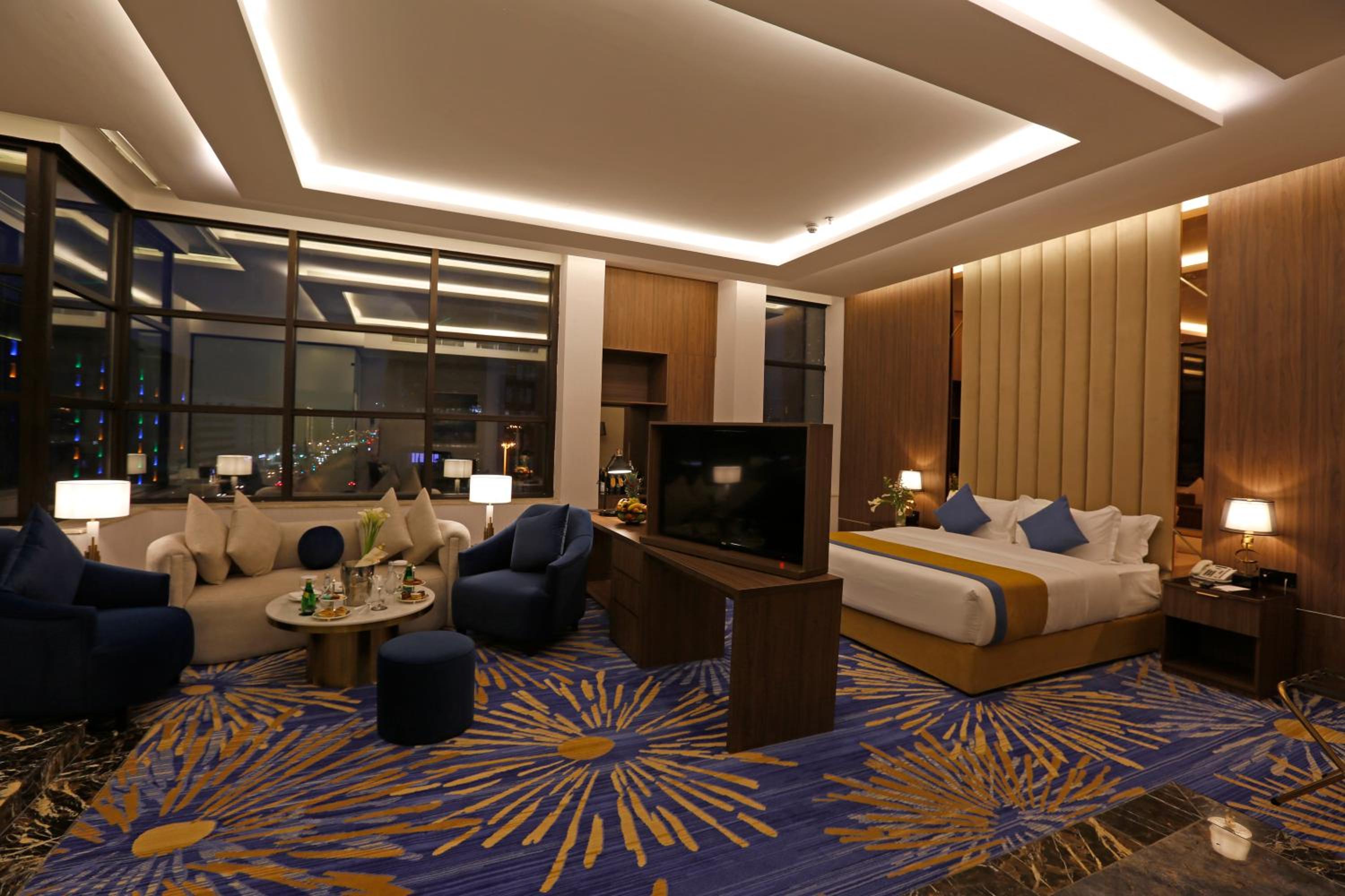Presidential Suite thumbnail 5