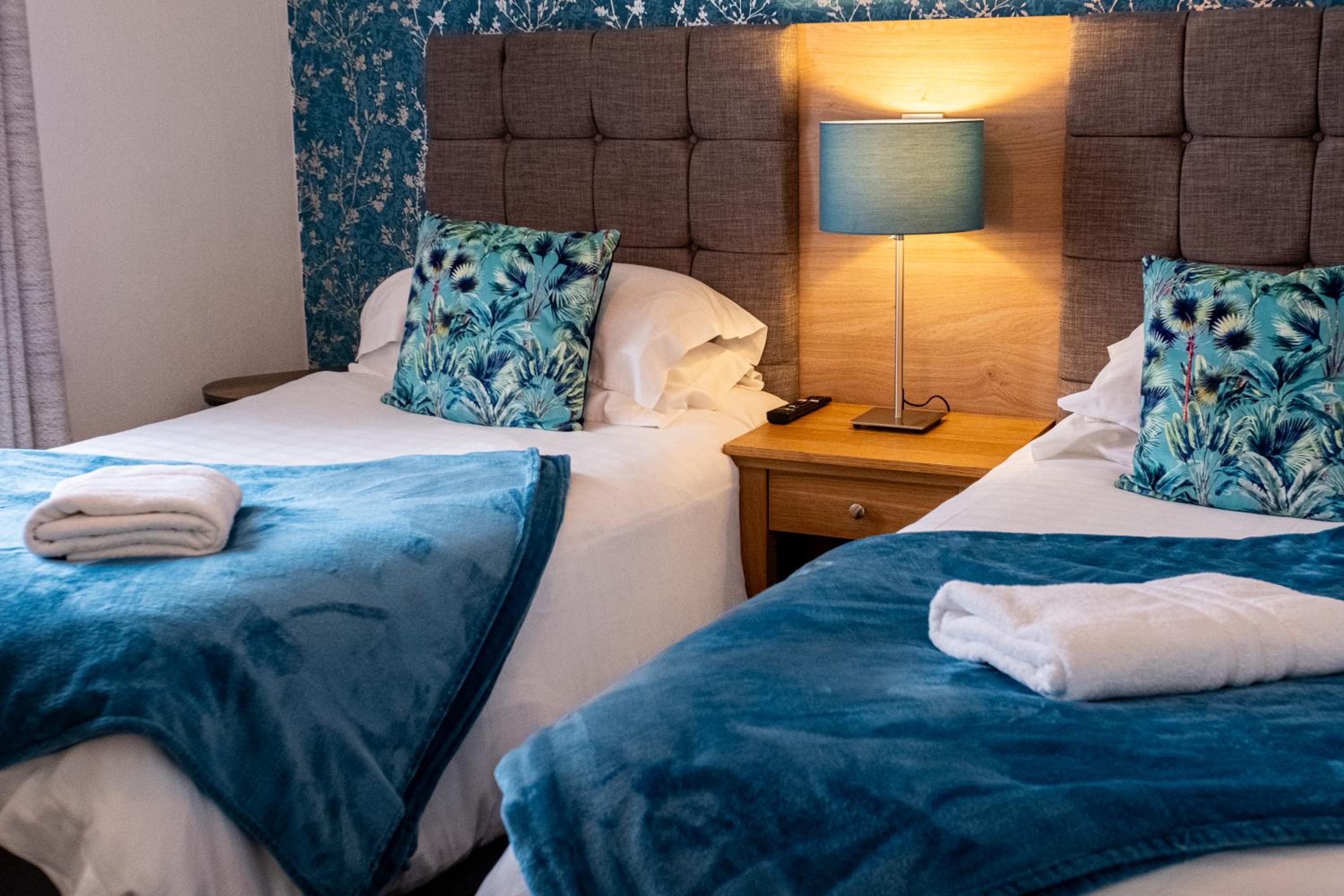 Twin/Double Room with Shower photo 1