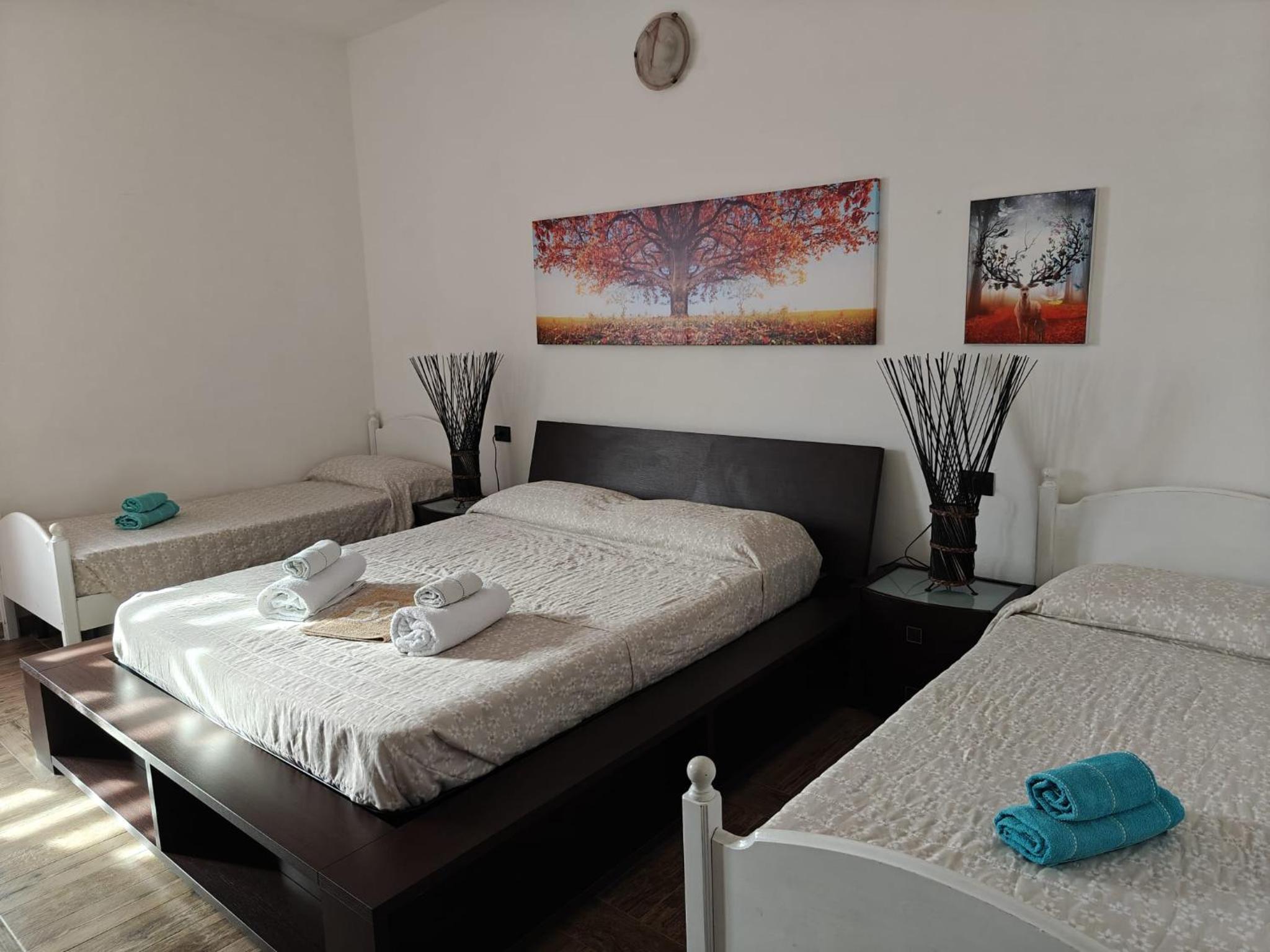 Quadruple Room with Shared Bathroom photo 1