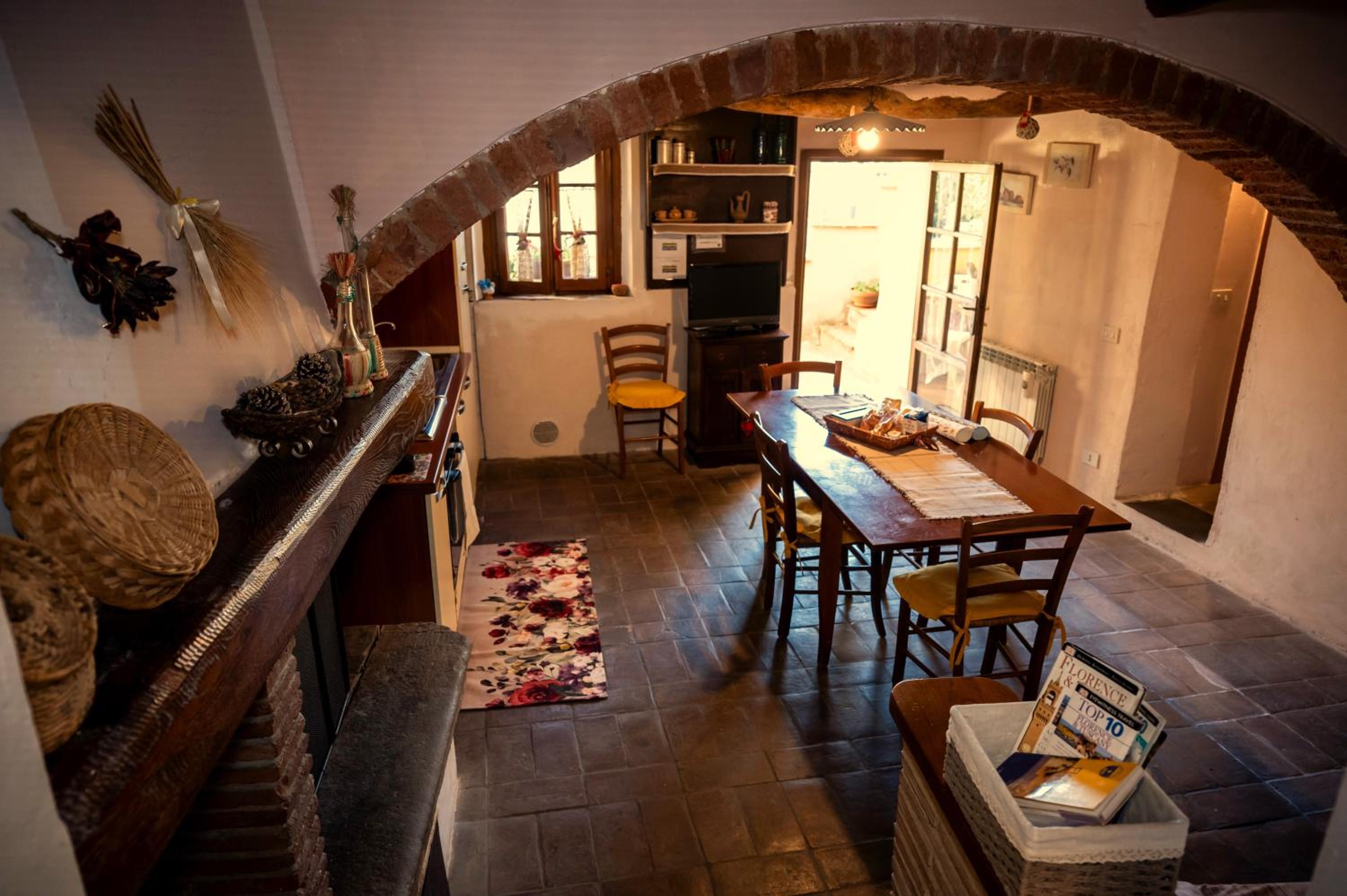 Two-Bedroom Apartment - Photo 10