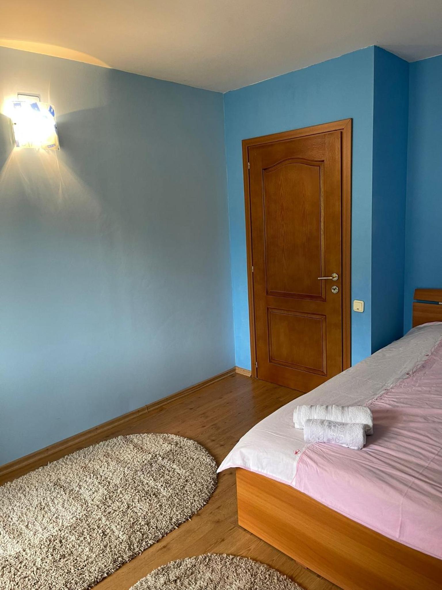 Standard King Room photo 1