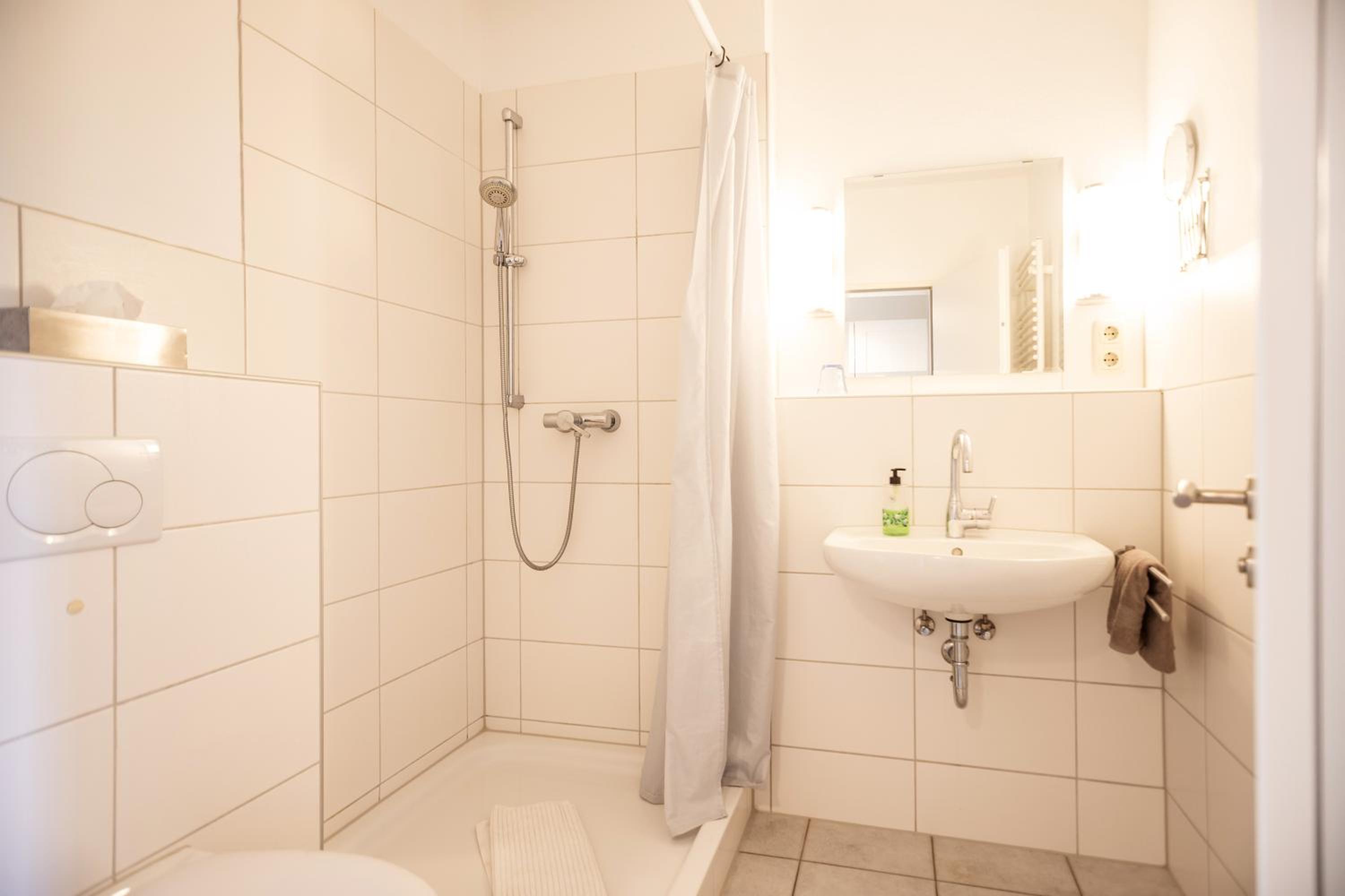 Studio Apartment photo 2