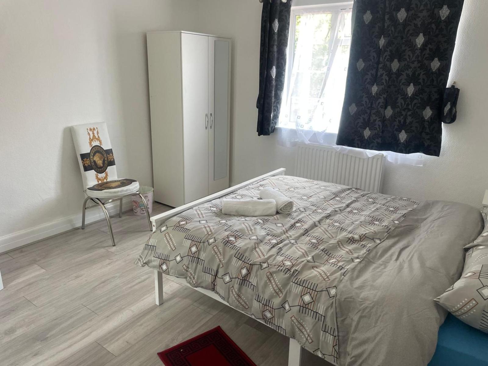 Double Room with Shared Bathroom