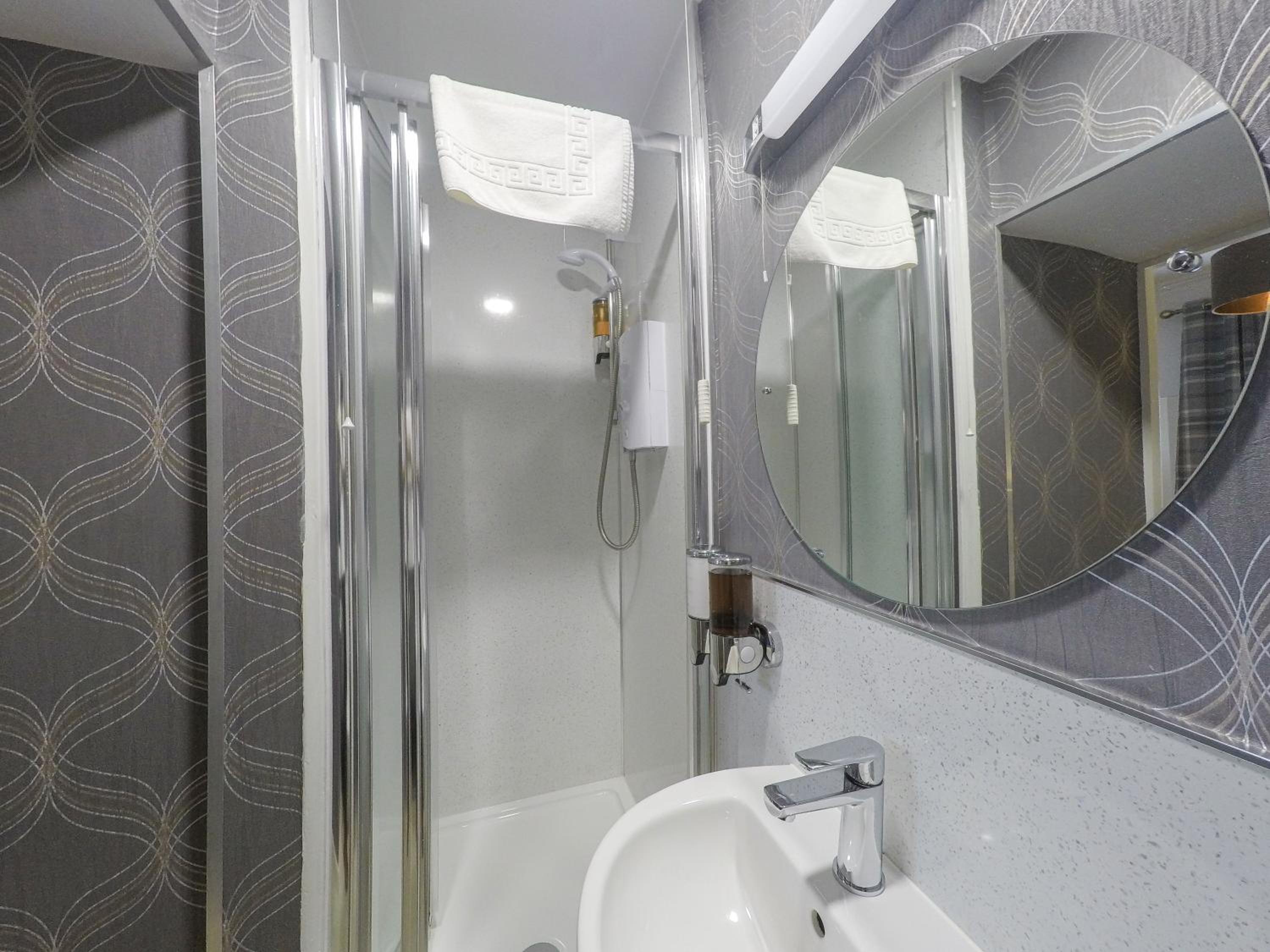 Double Room - Photo 4