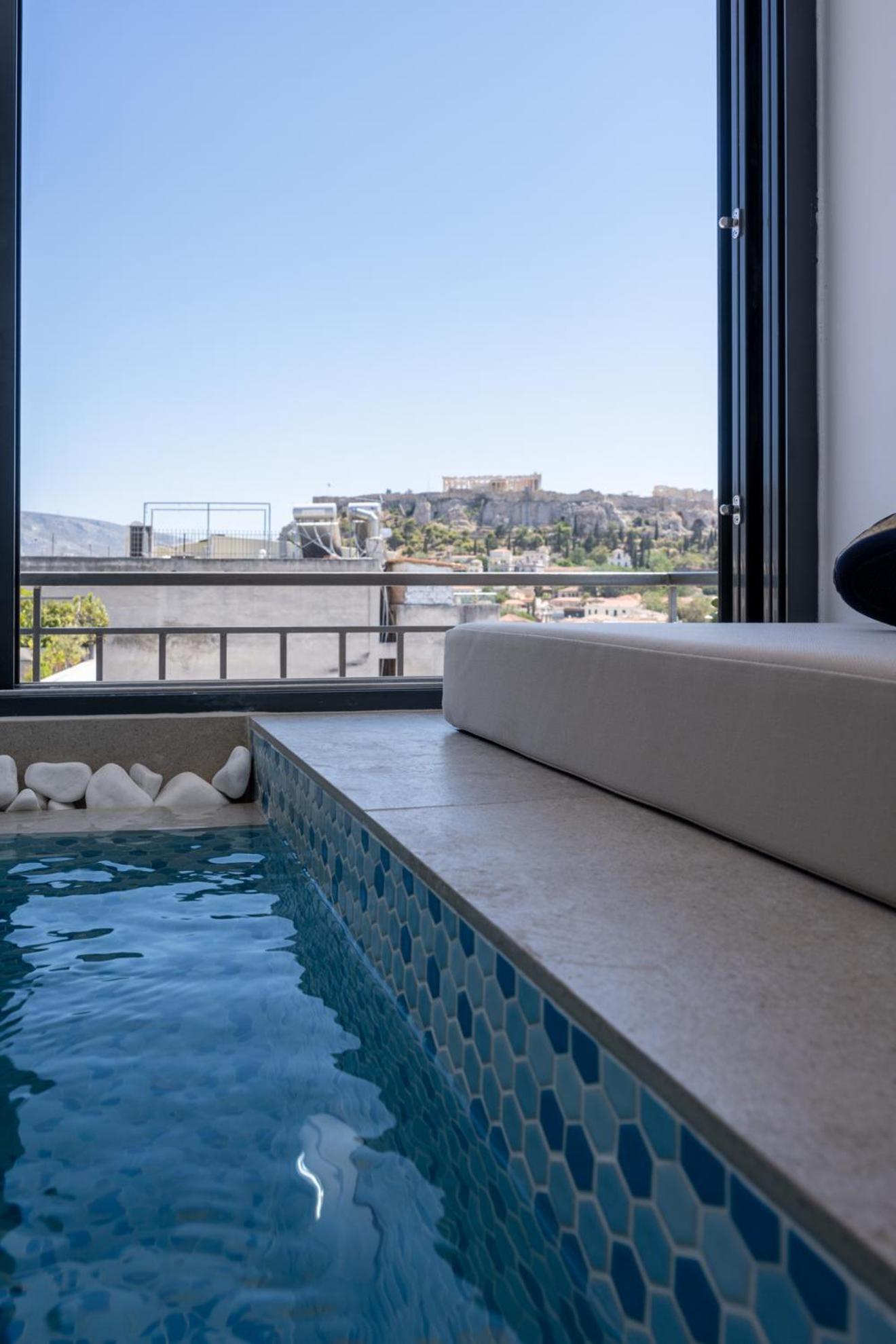 Suite with Spa Bath photo 3