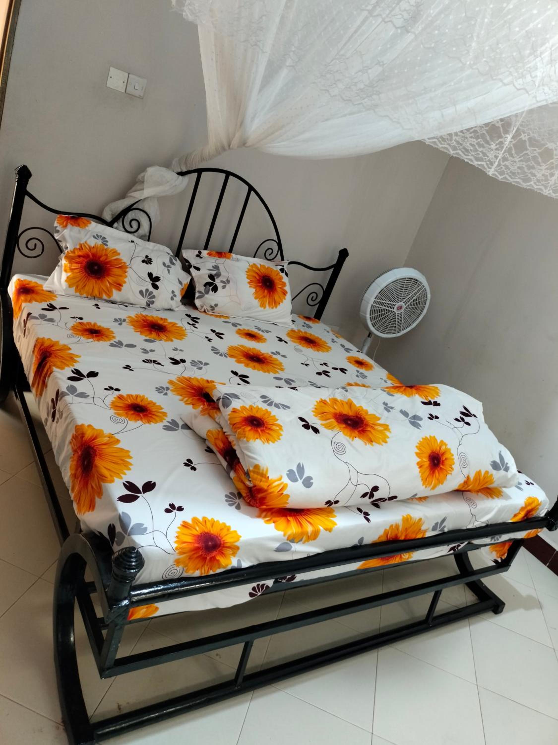 Single Room With Bathroom