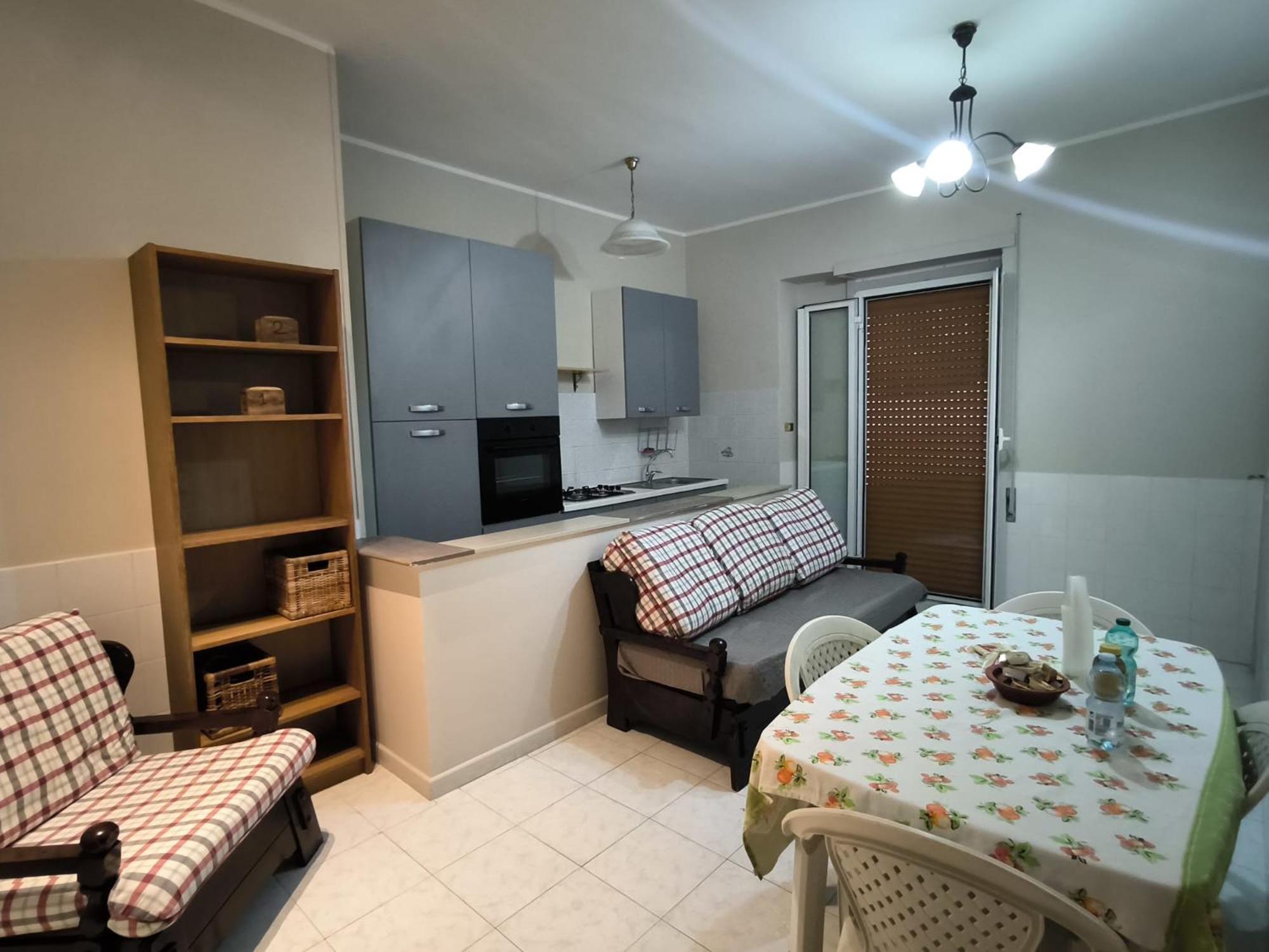 One-Bedroom Apartment photo 2