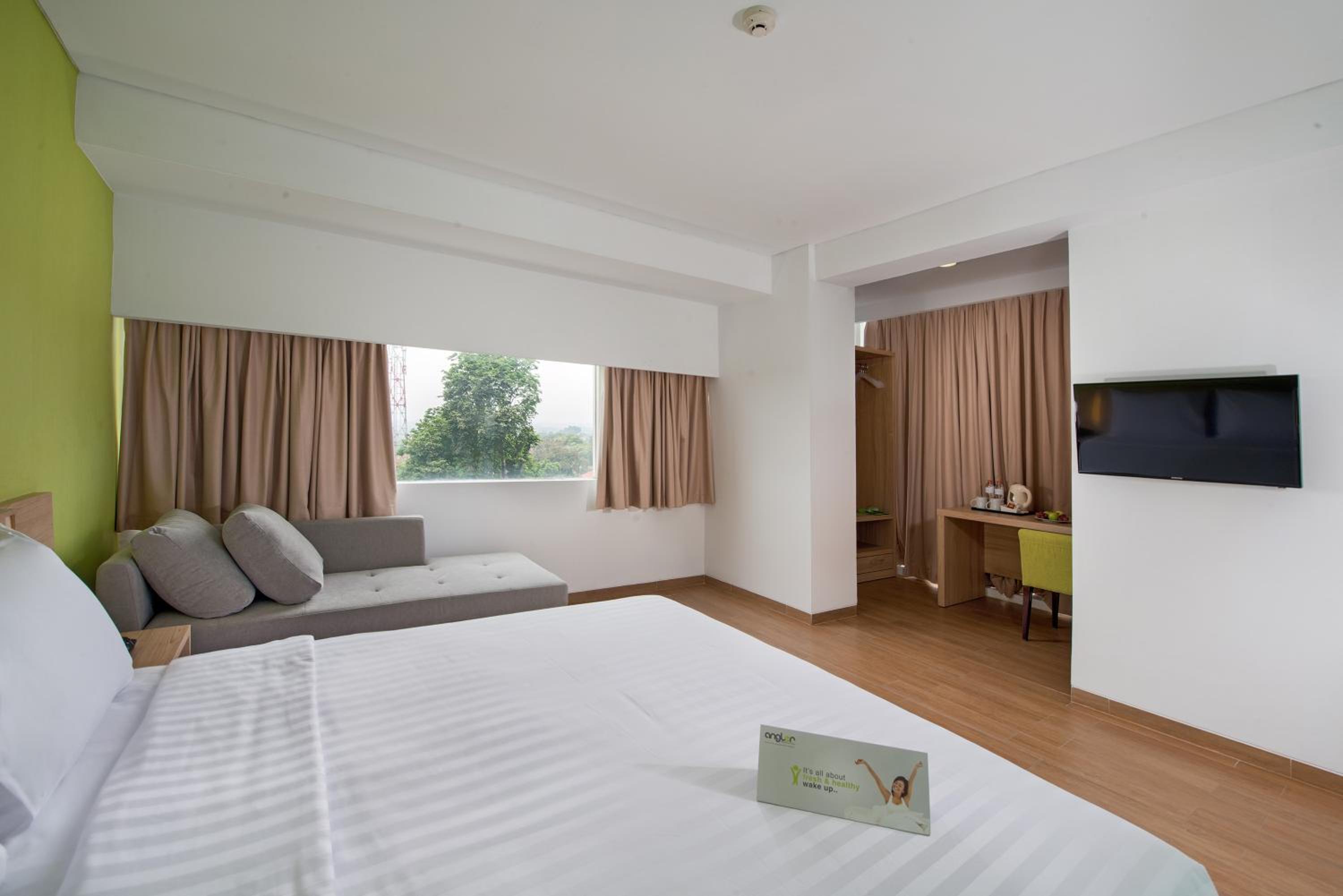 Deluxe Double Or Twin Room photo 3