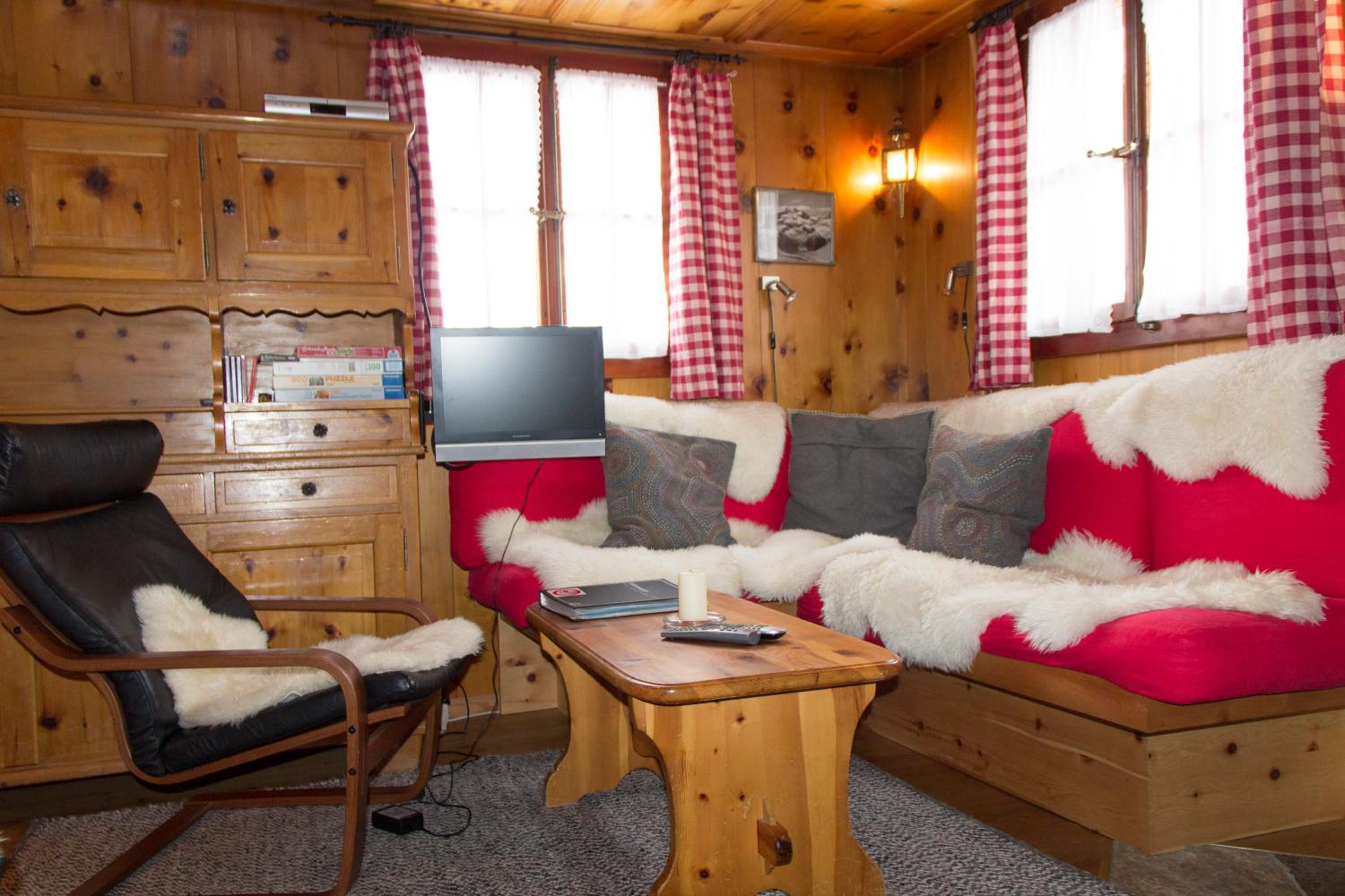 Three-Bedroom Chalet photo 3