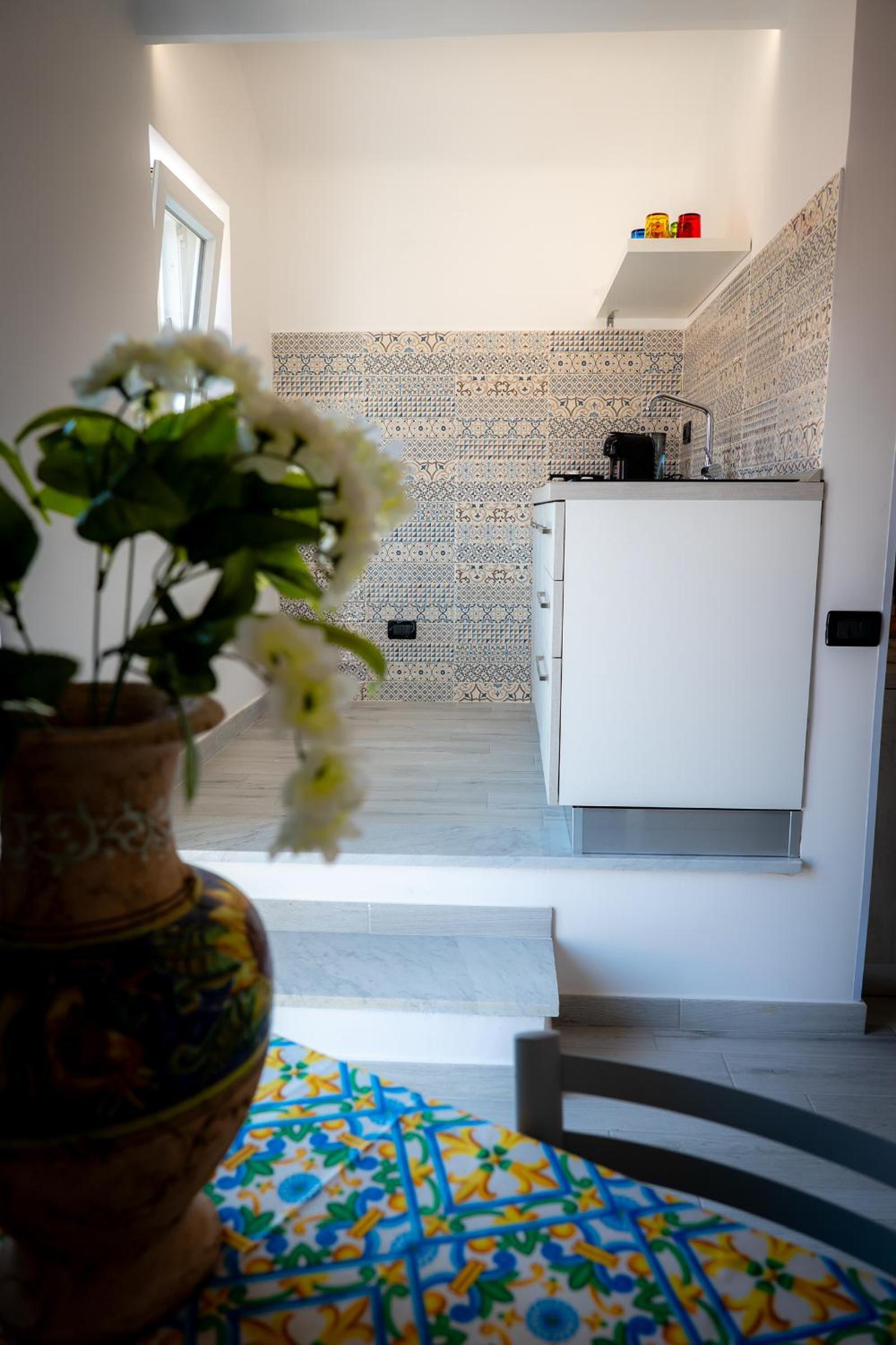 Single Room with Private Bathroom photo 3