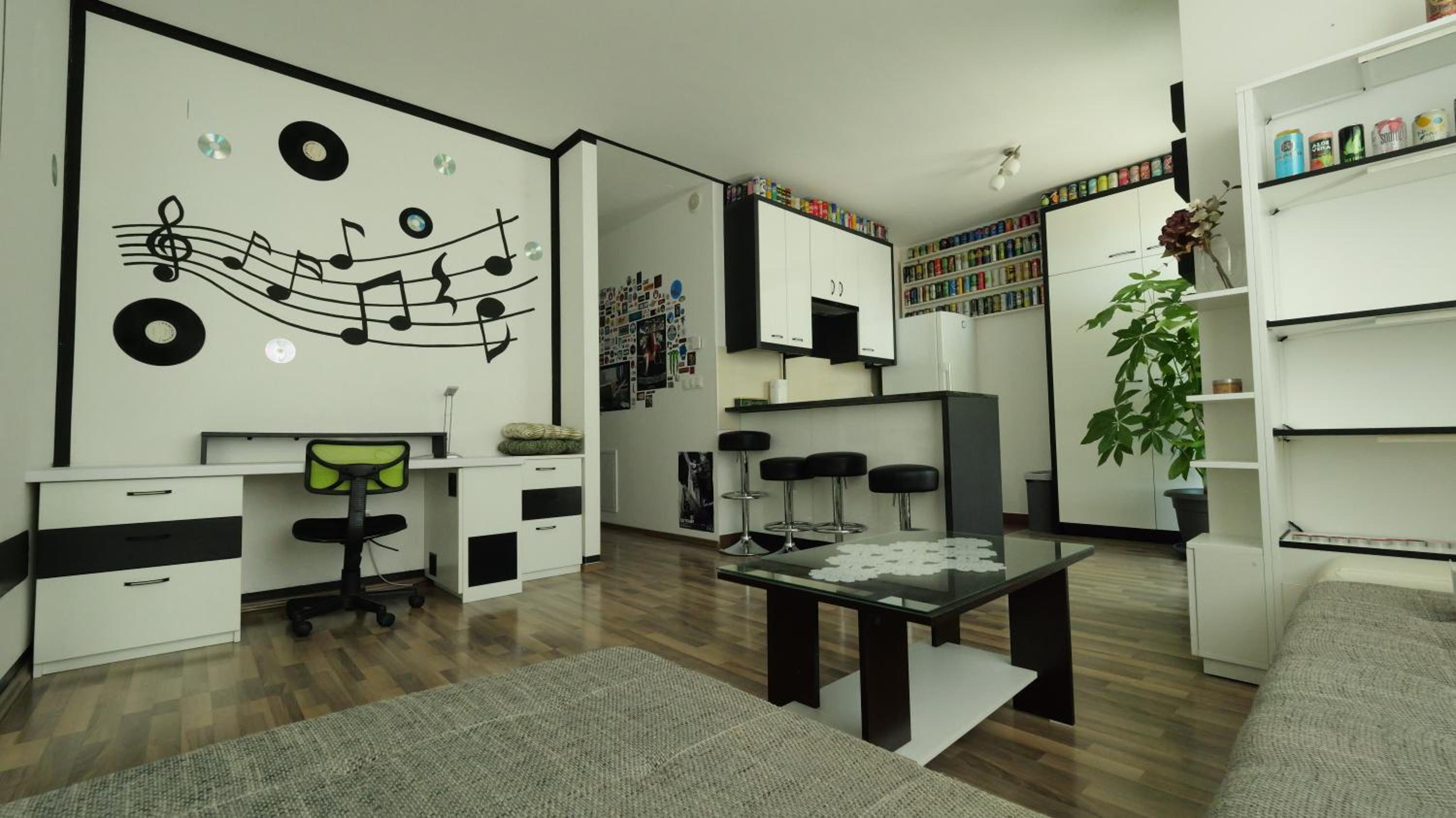 One-Bedroom Apartment