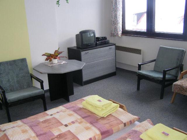 Triple Room - Disability Access photo 3