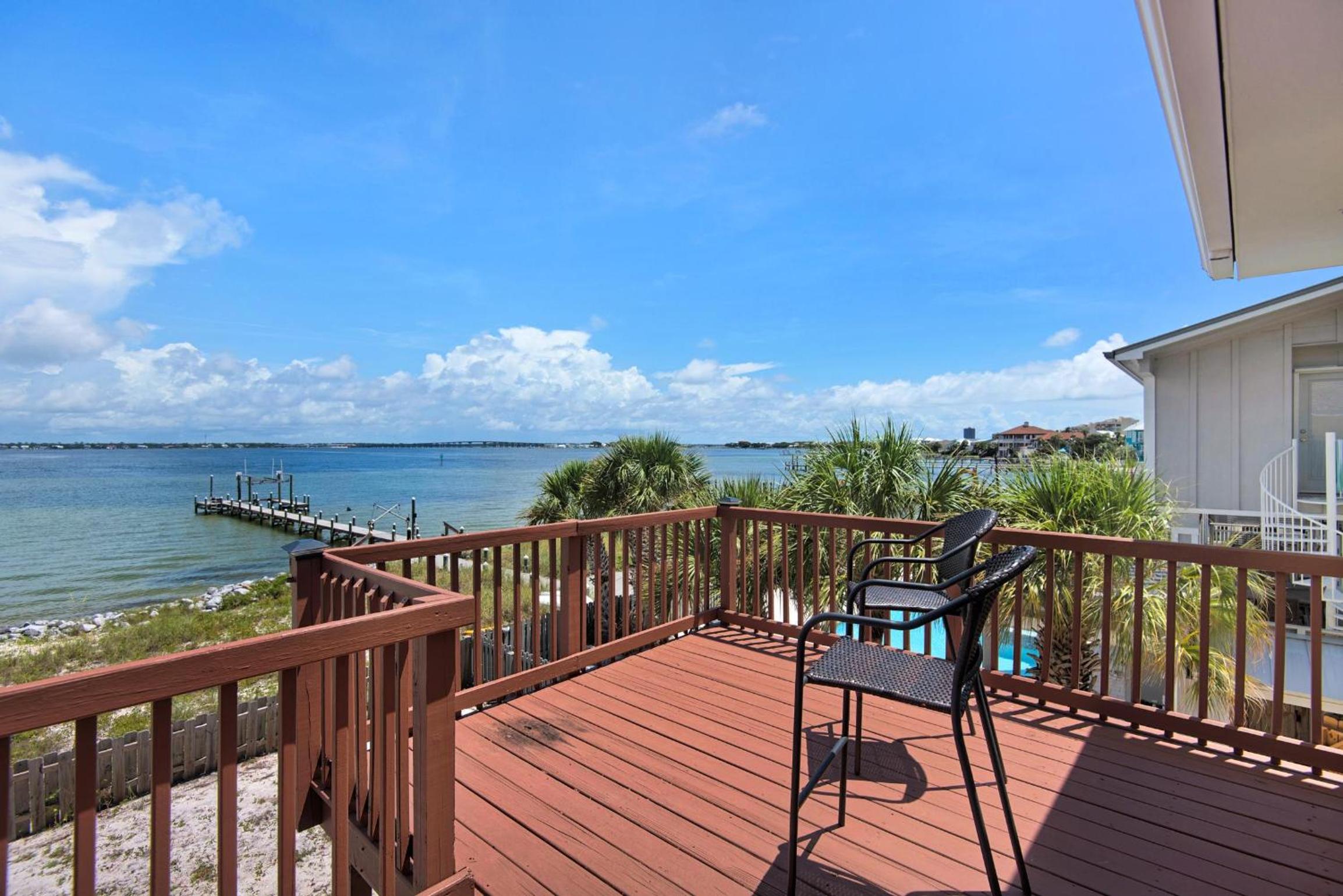 Four-Bedroom Holiday Home photo 2