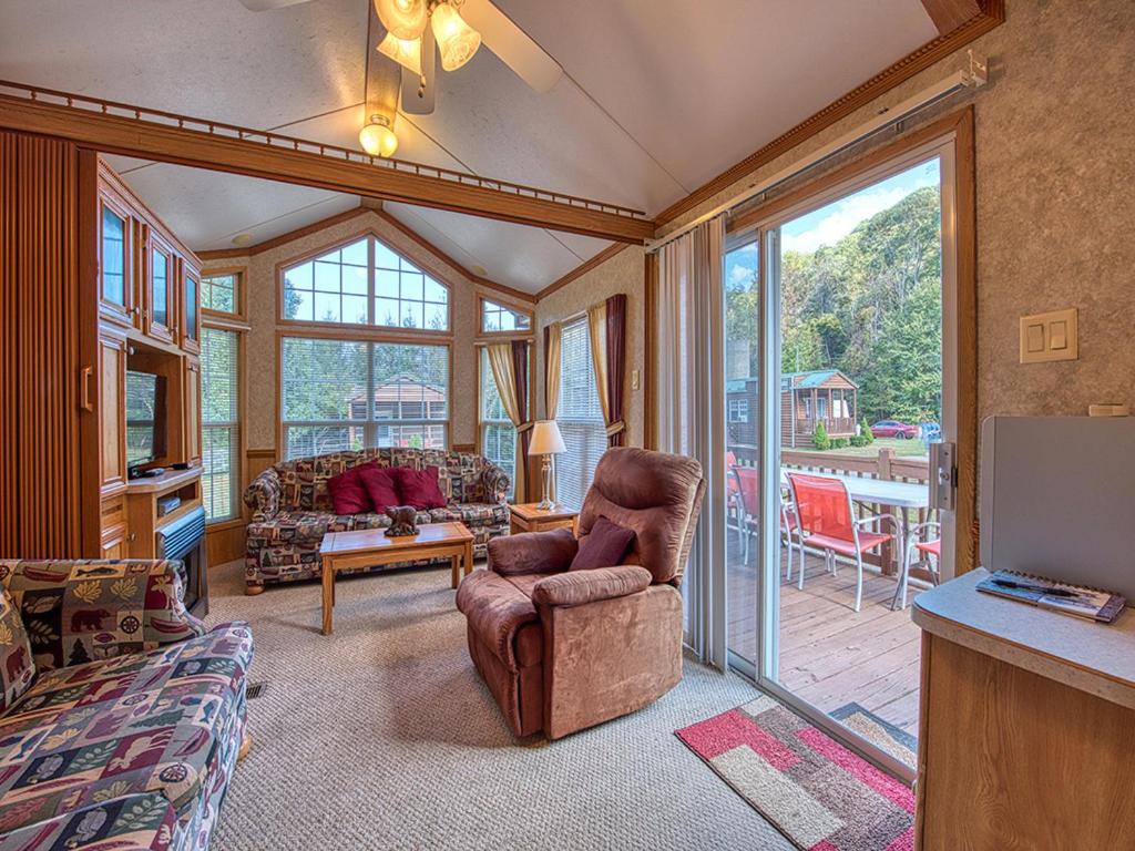 One-Bedroom Chalet