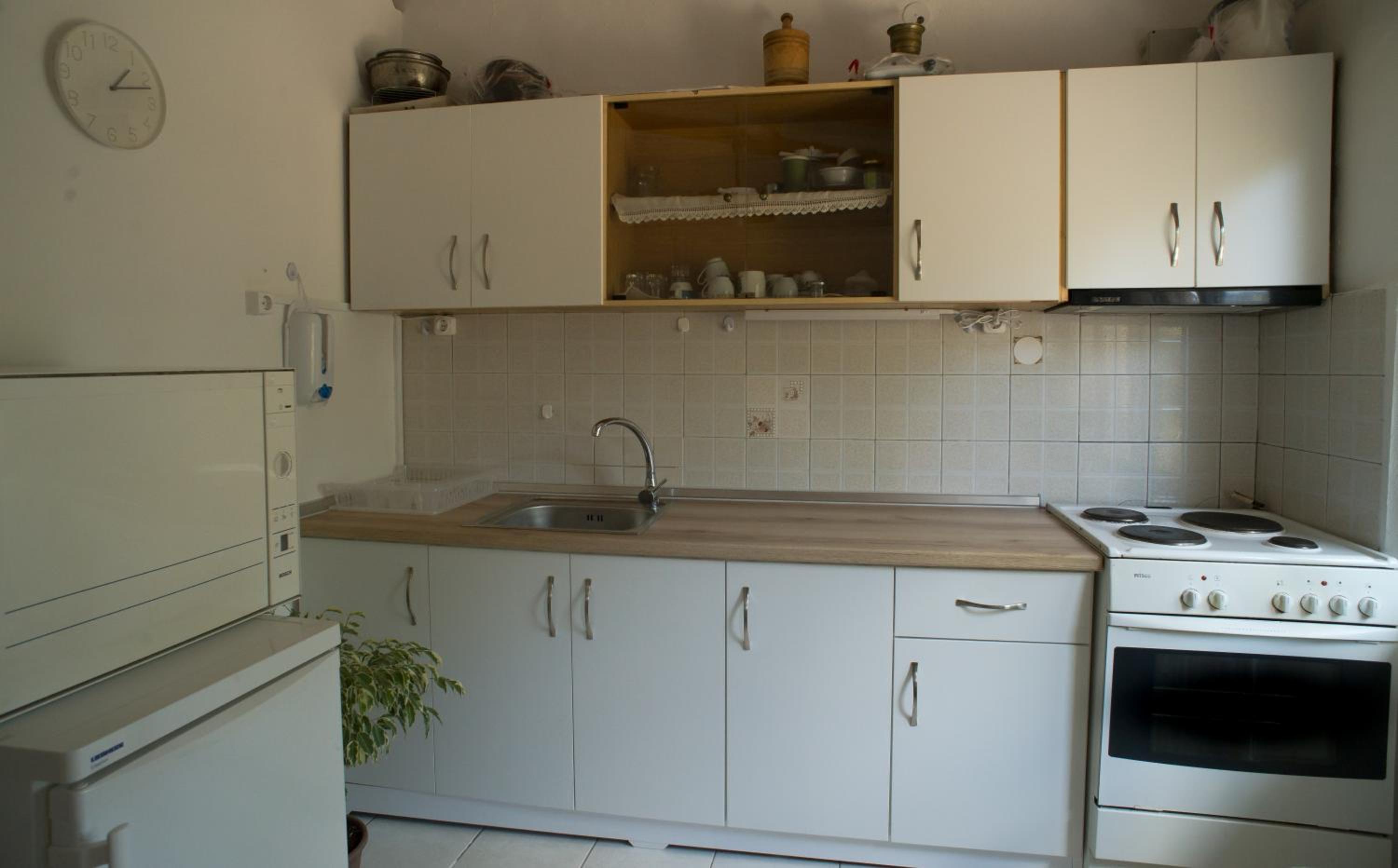 Two-Bedroom House photo 3