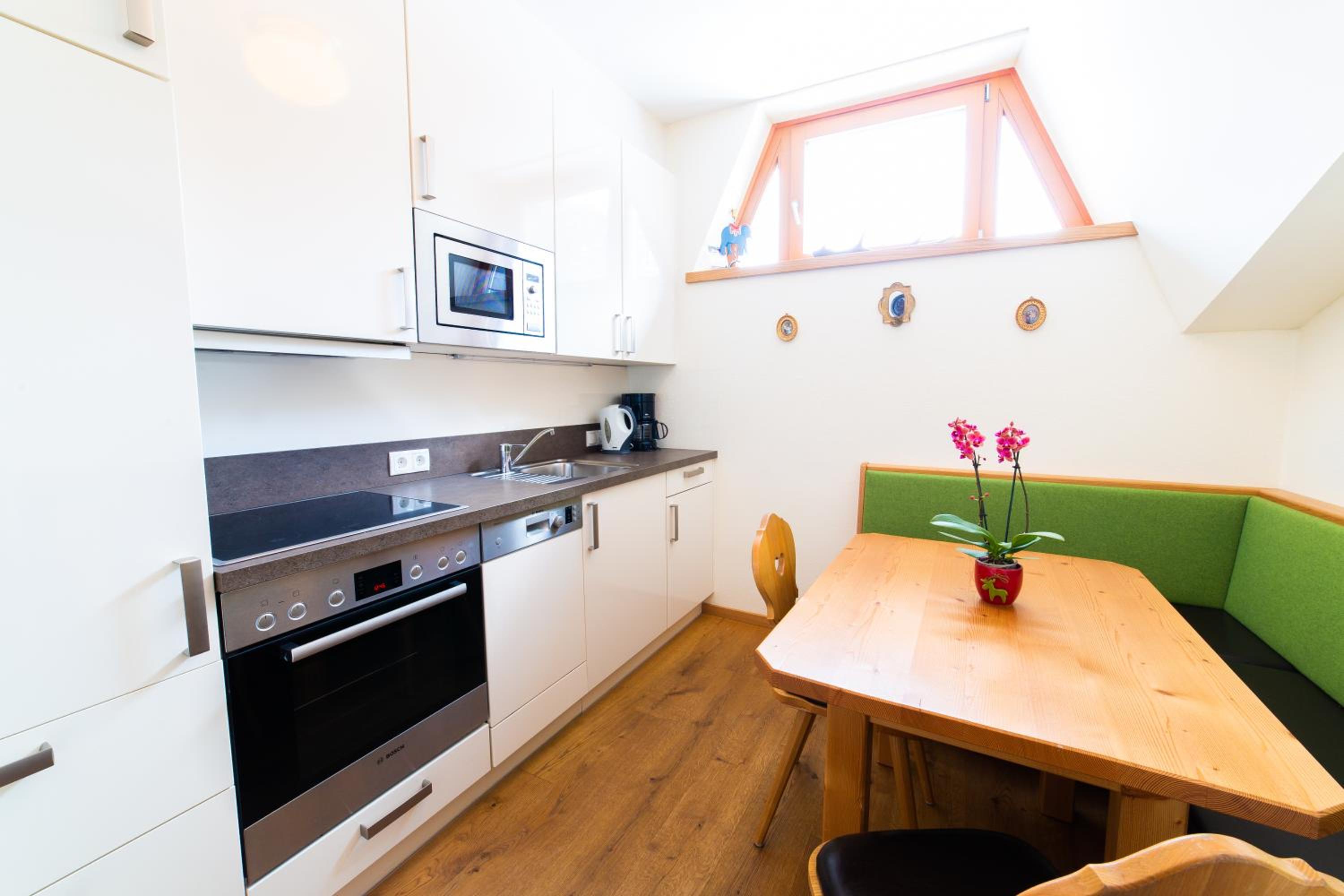 One-Bedroom Apartment (2 - 4 Adults) - Photo 16