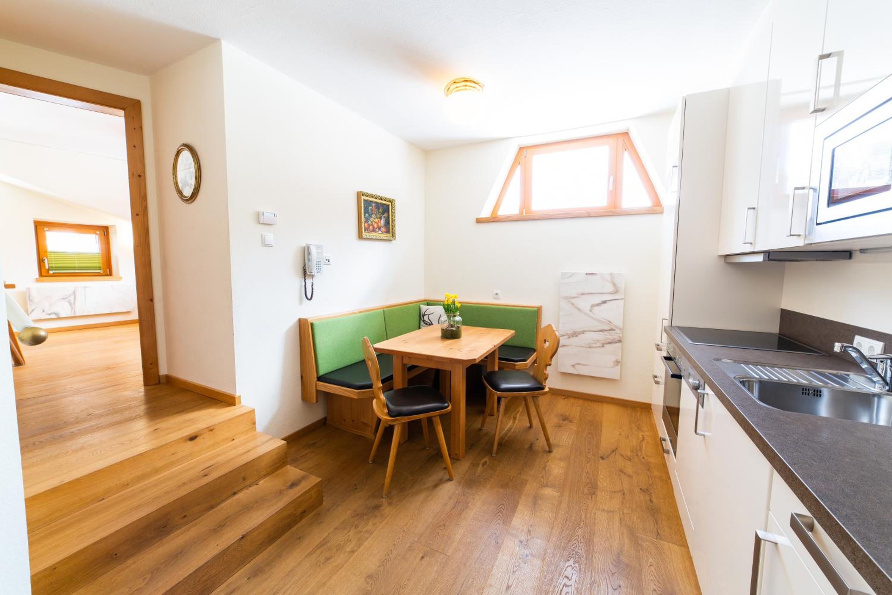 One-Bedroom Apartment (2 - 4 Adults) - Photo 6