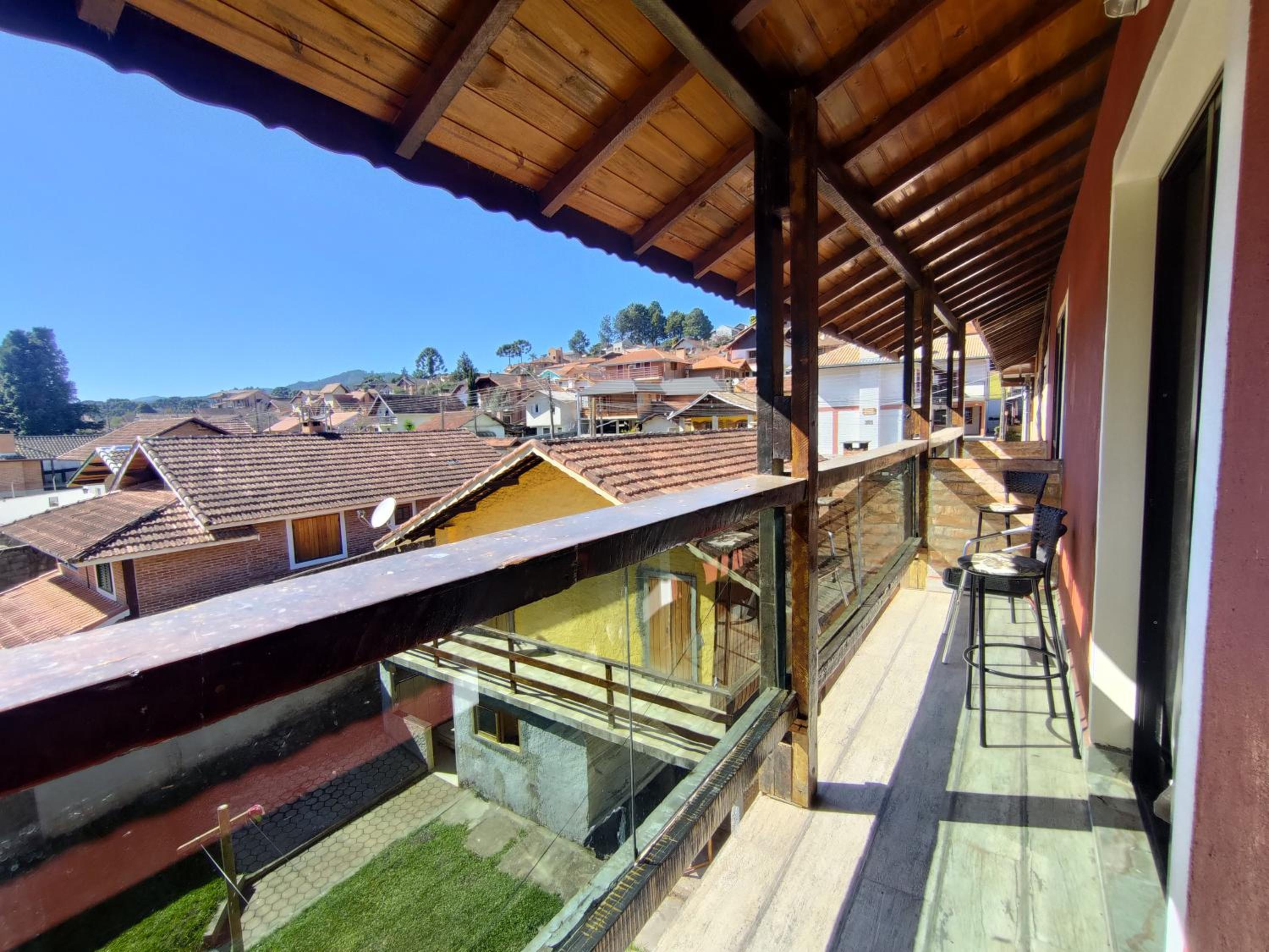 Suite with Balcony - Photo 3