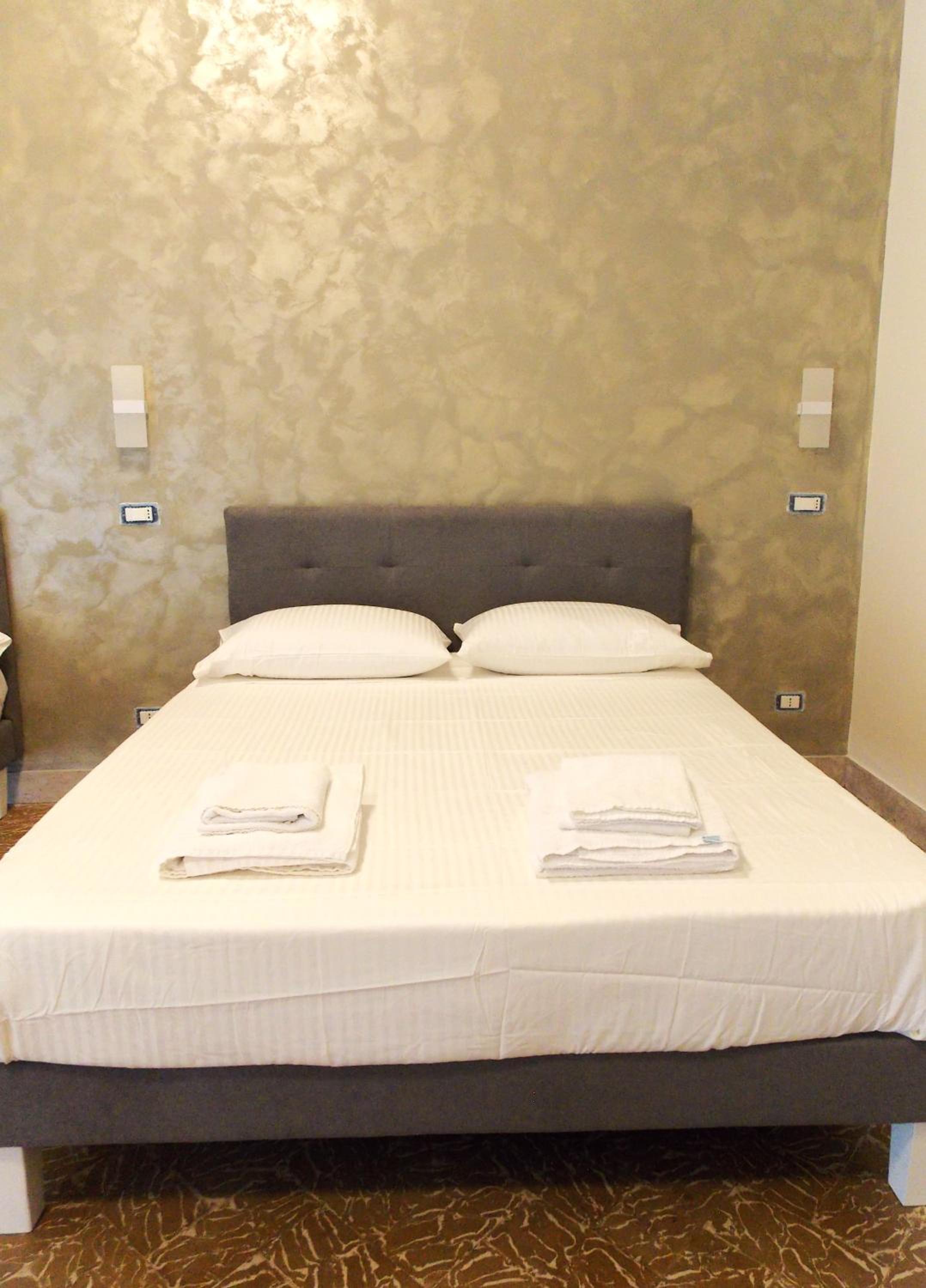 Deluxe Triple Room with Sea View