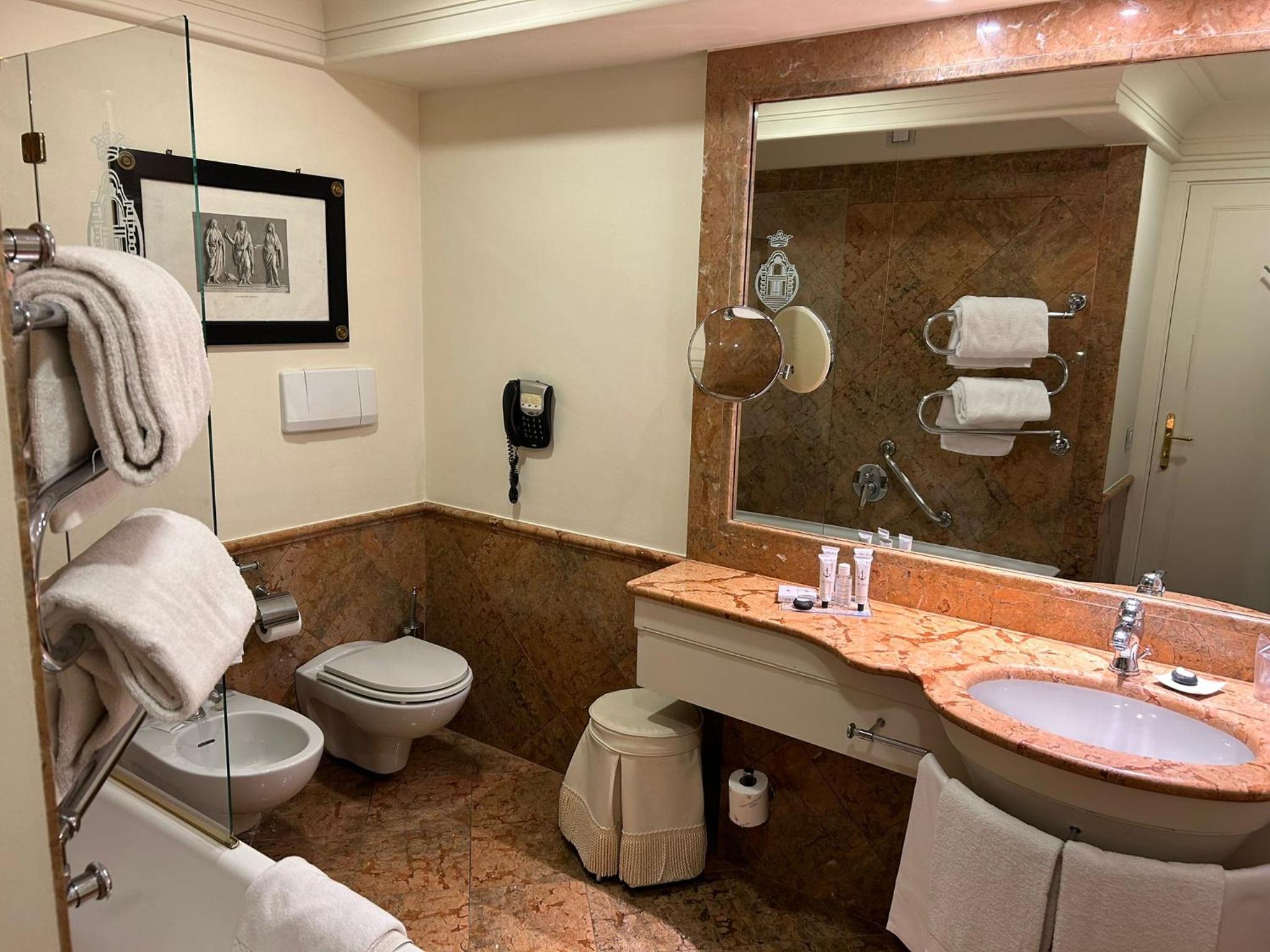 Classic Double Room - Photo 2