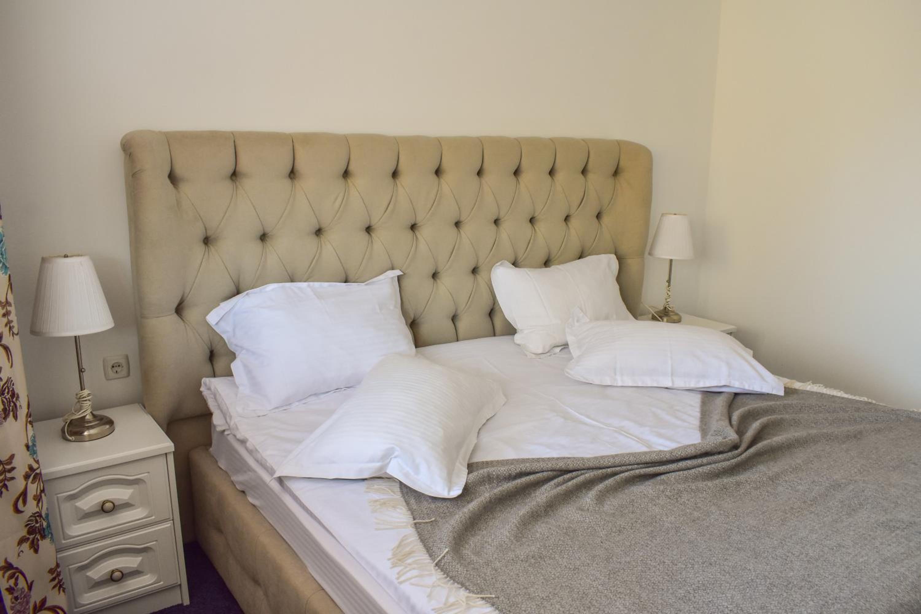 Deluxe Double or Twin Room - Photo 1