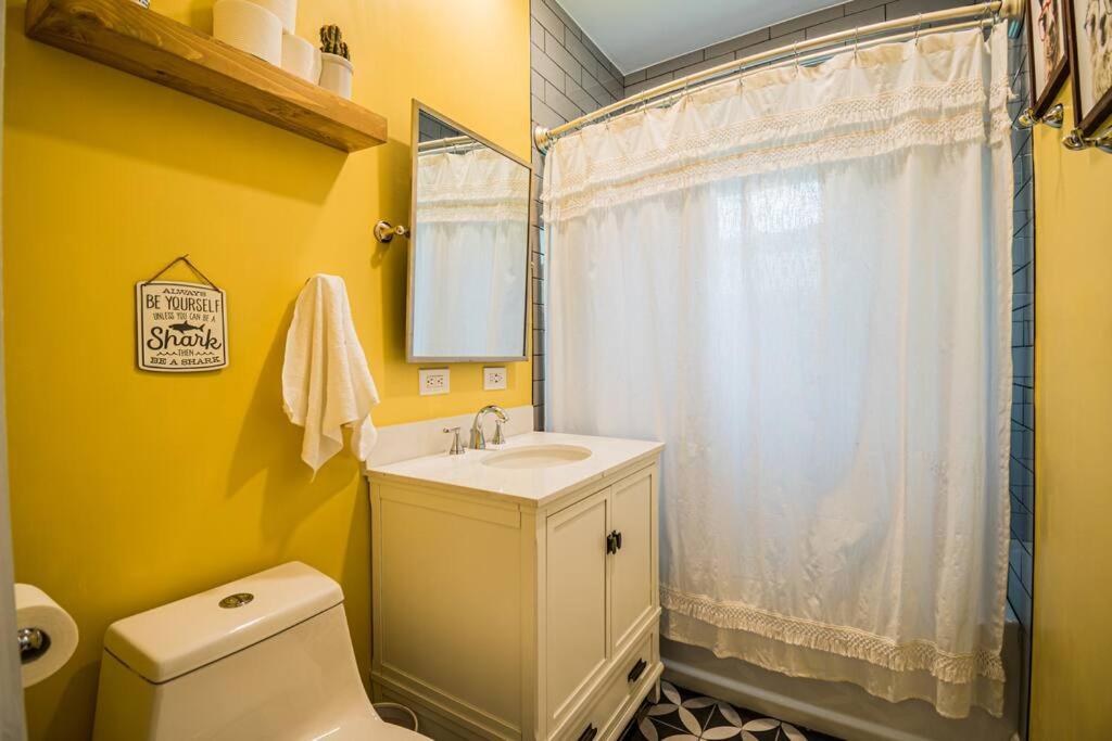 Two-Bedroom House photo 2