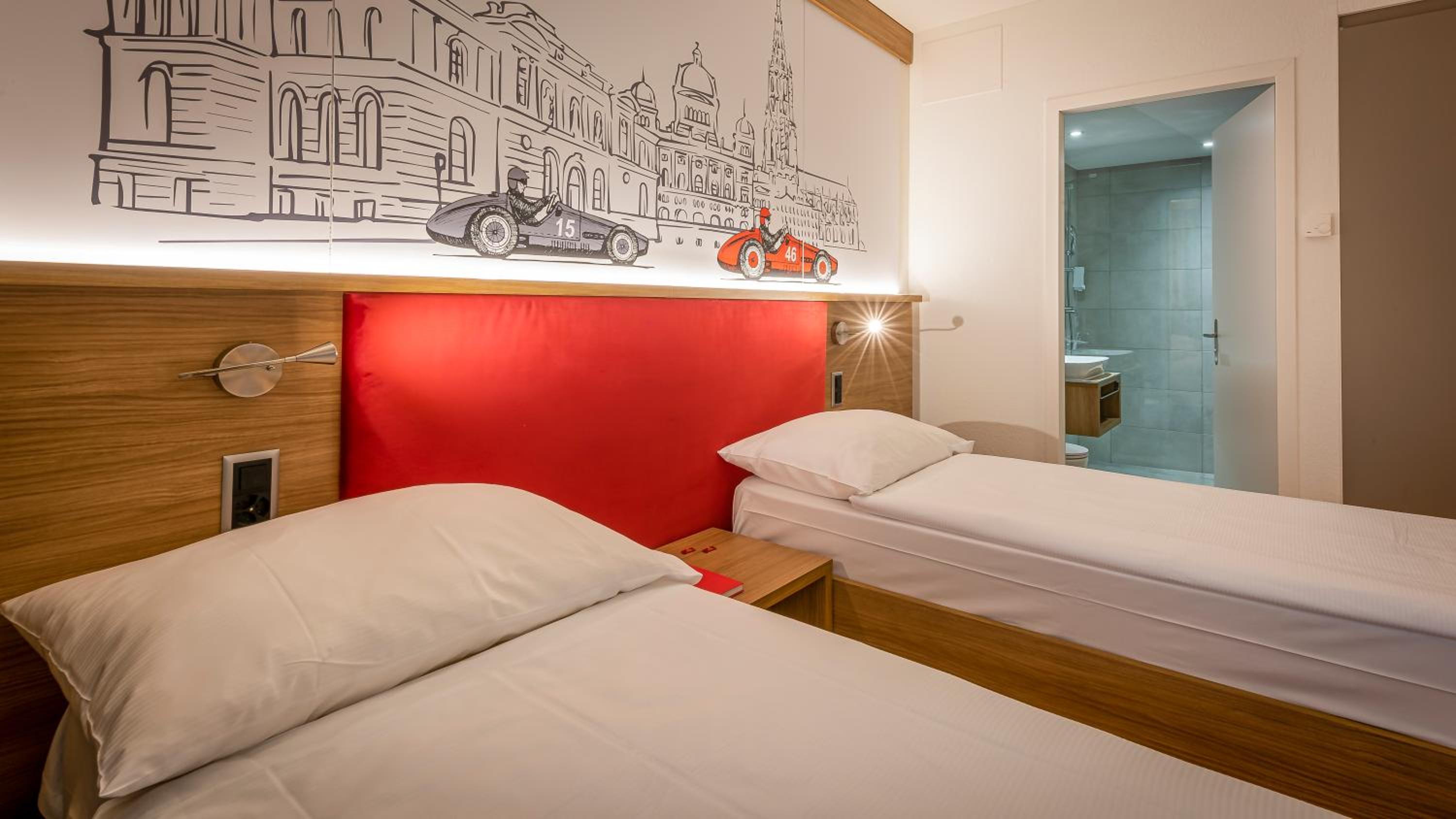 Superior Twin Room with Kitchenette - Photo 1