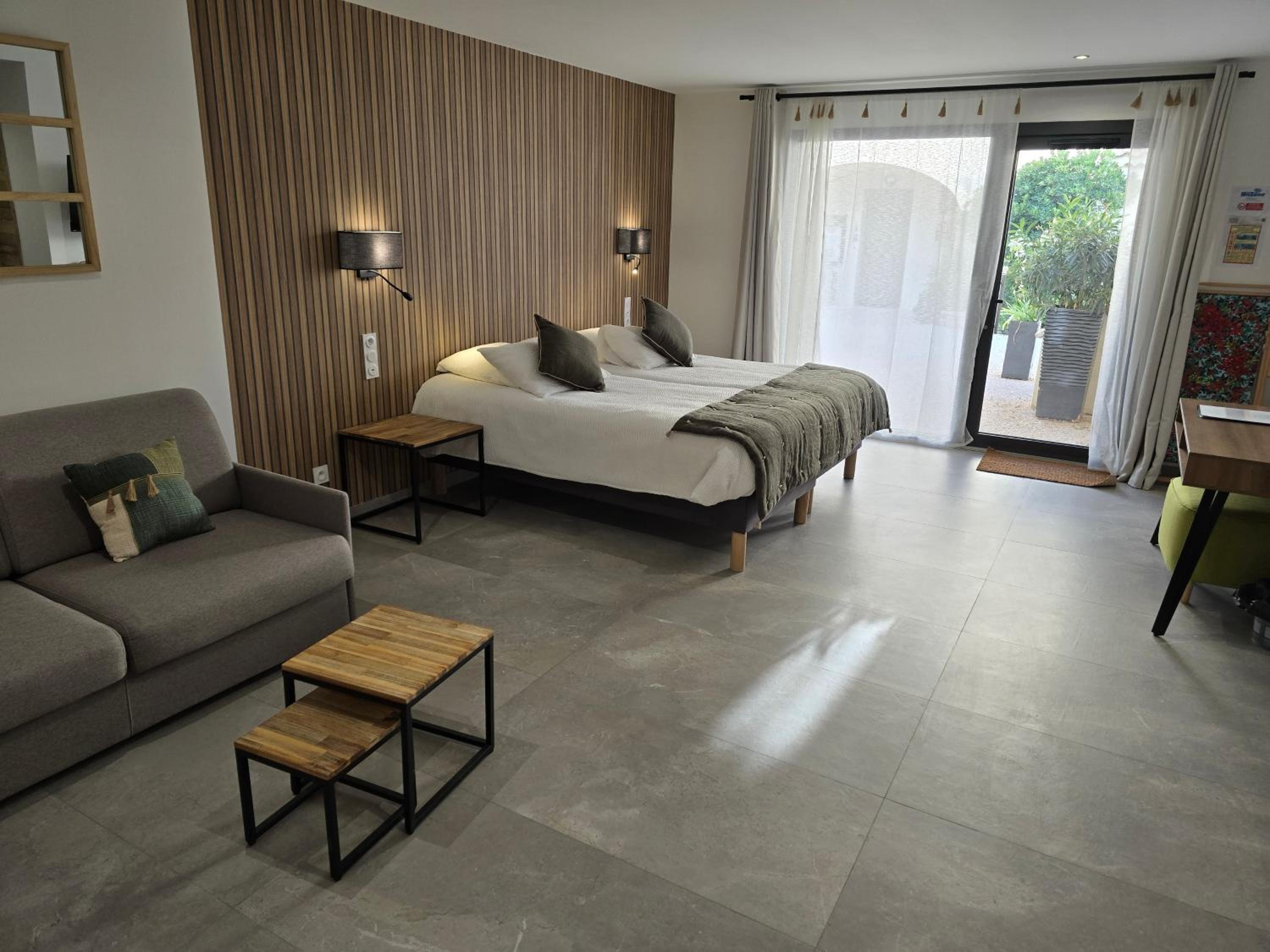 Quadruple Room photo 2