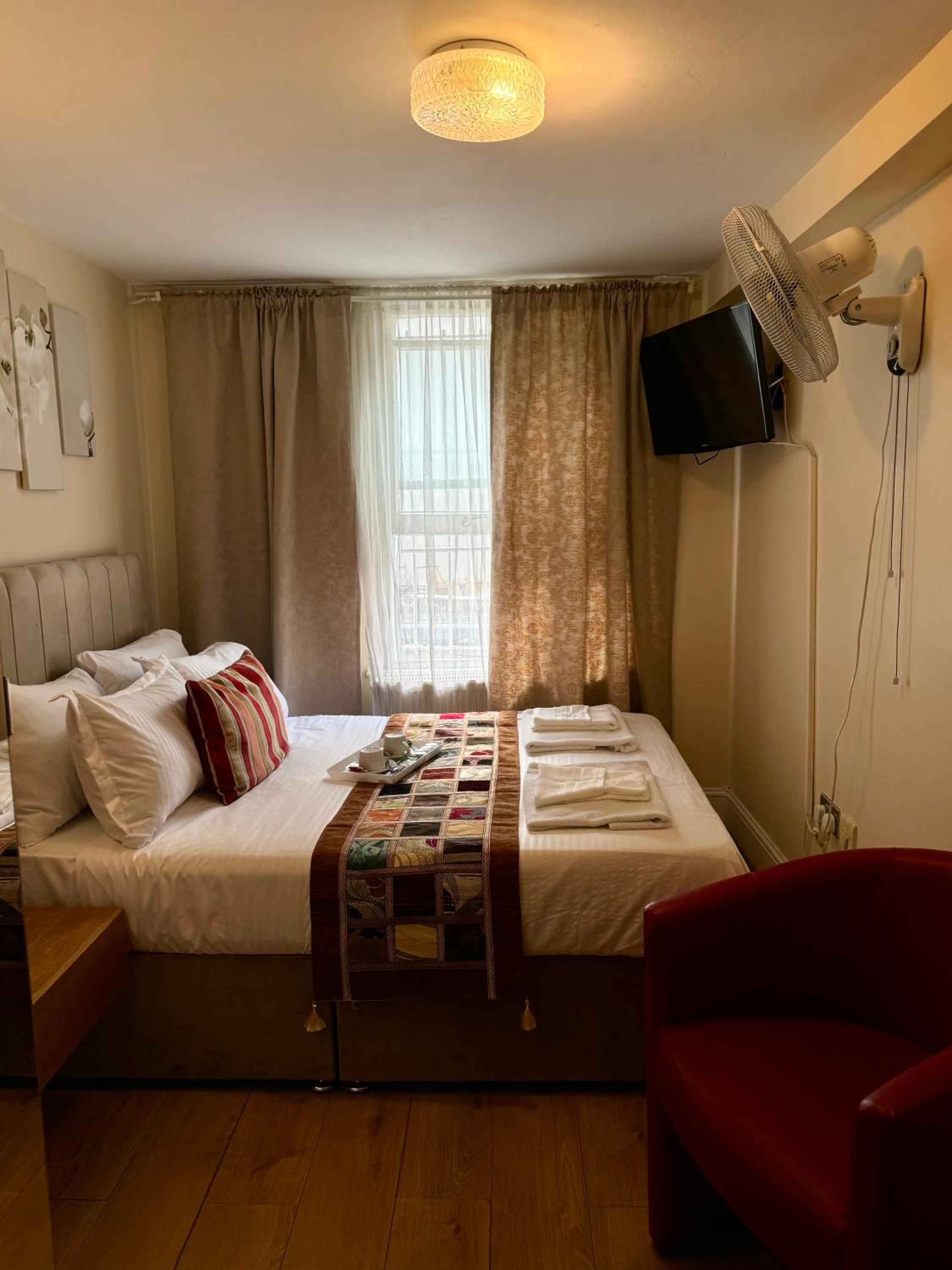 Double Room photo 3