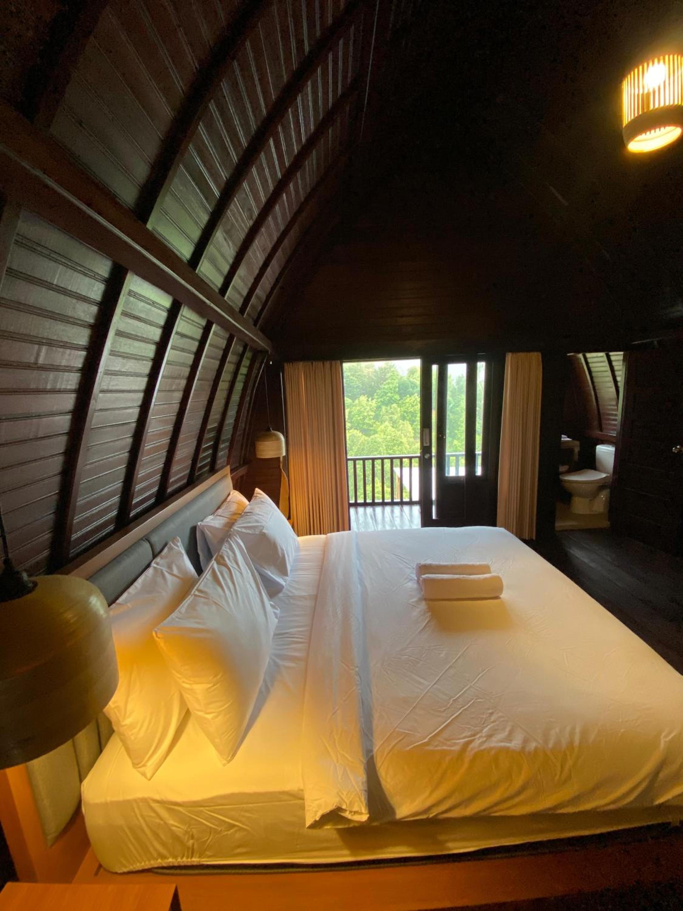 Junior Suite with Mountain View photo 2