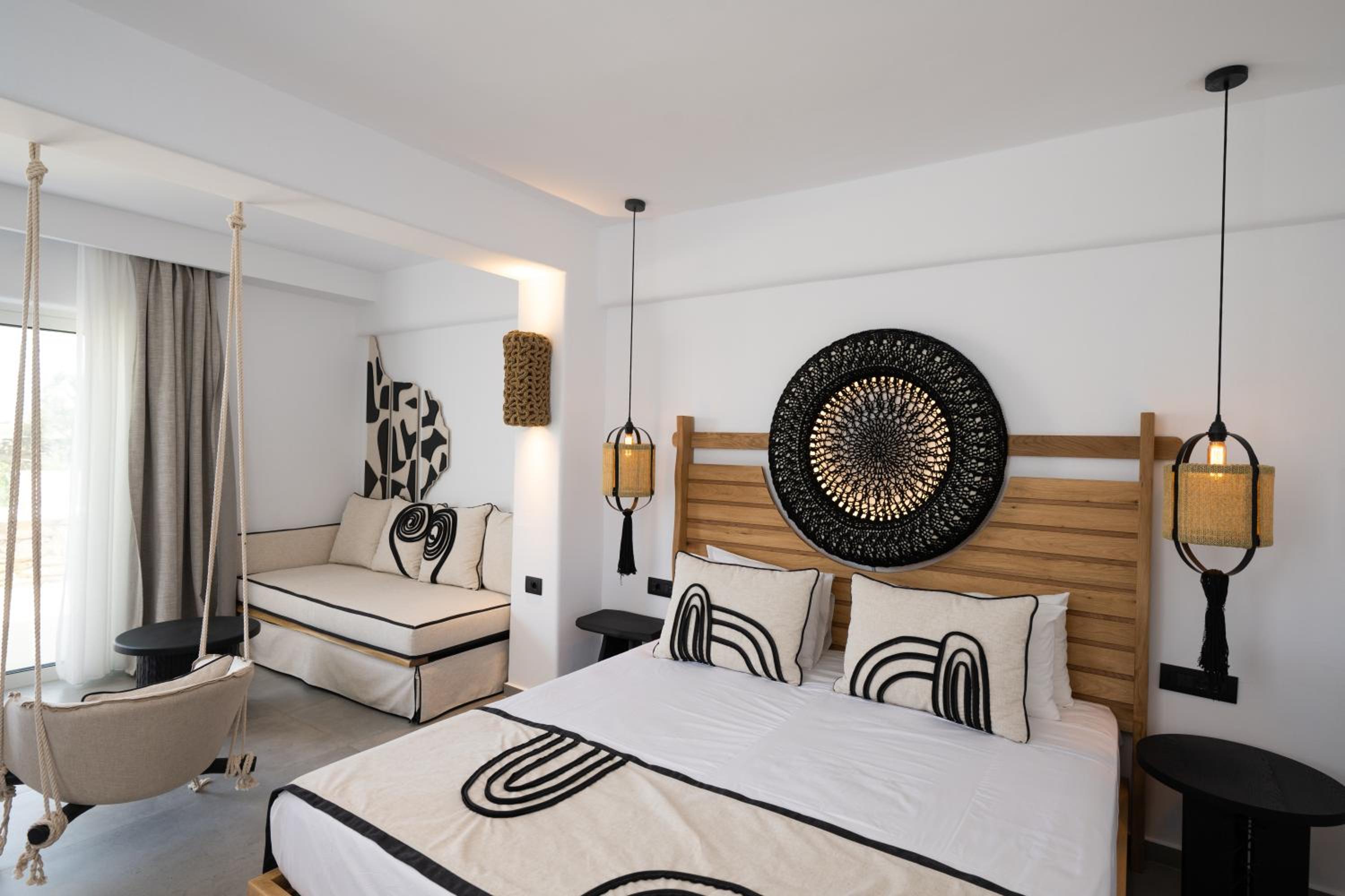 Junior Suite with Garden View - Photo 2