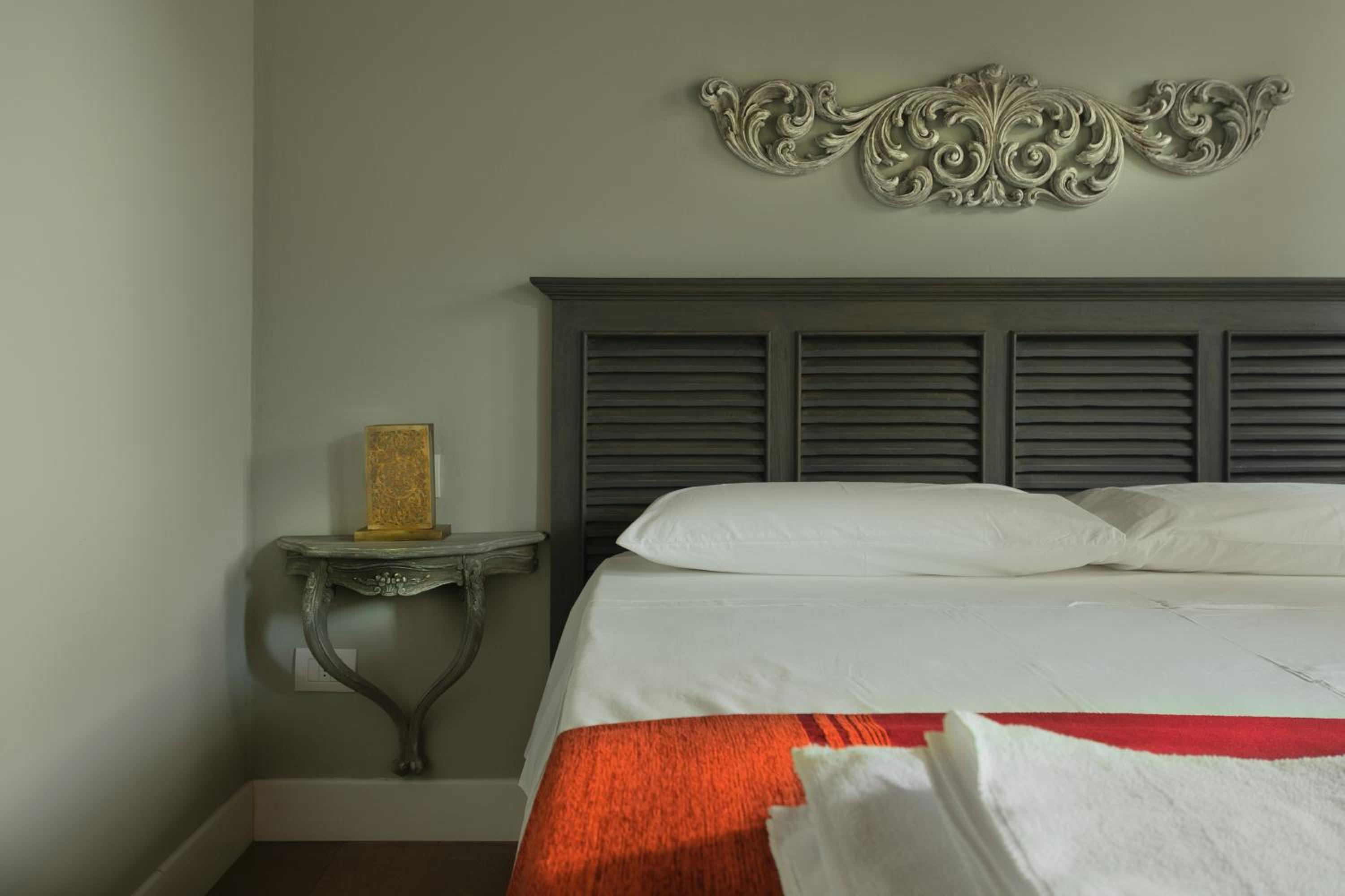 Triple Room with Pool View photo 3