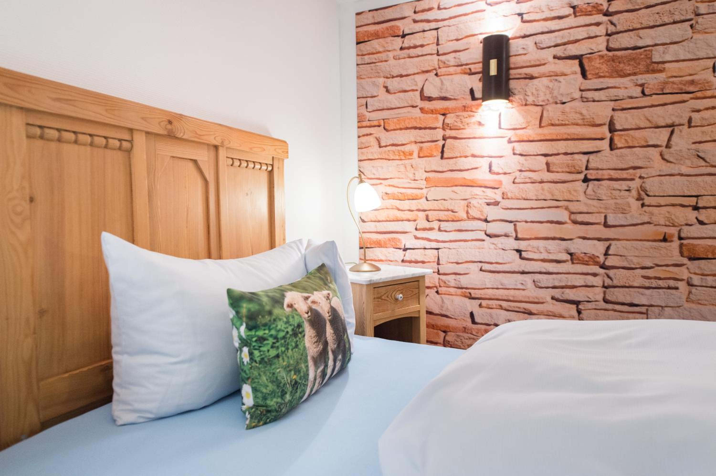 Double Room - Photo 4