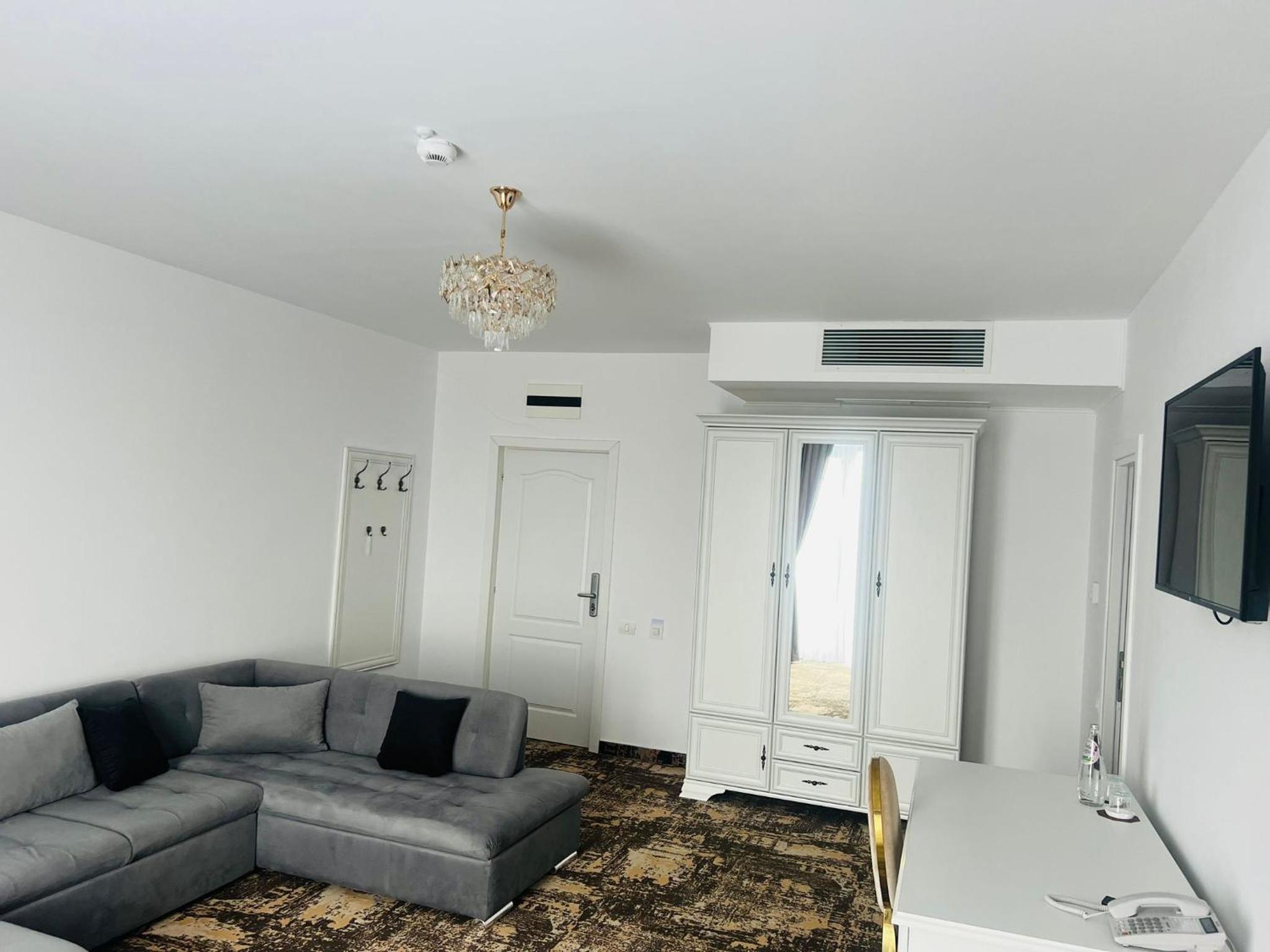 Deluxe Apartment photo 2