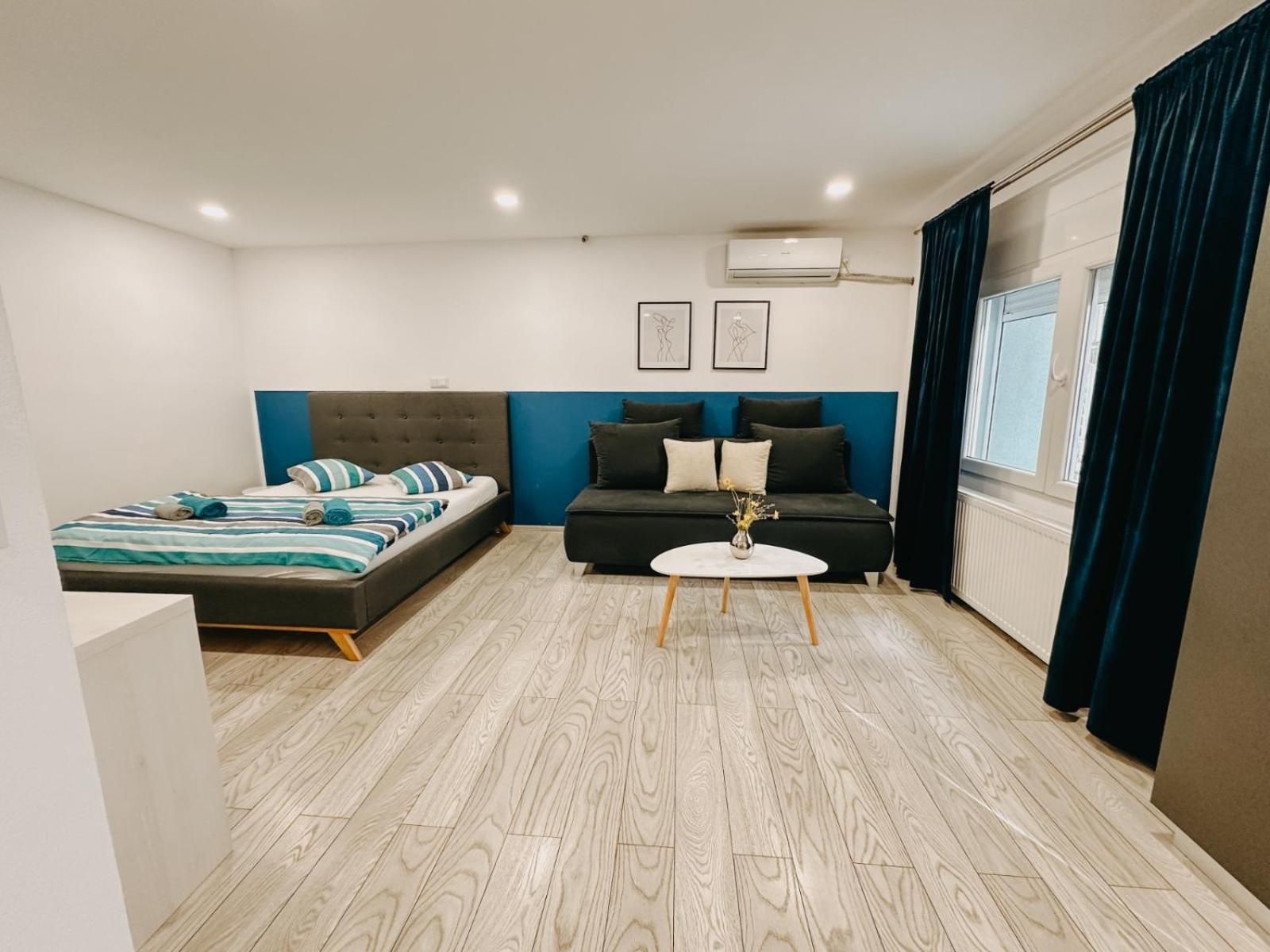 Studio with Terrace - Photo 34