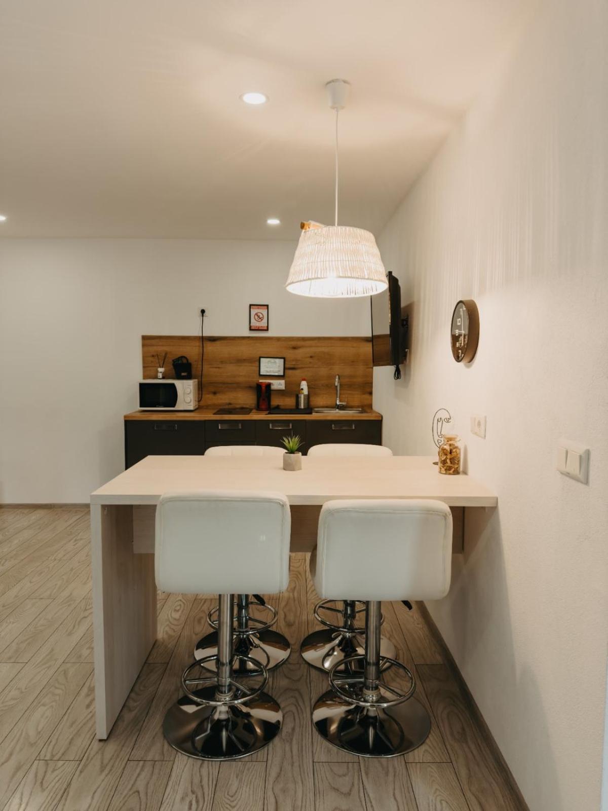 Studio with Terrace - Photo 22