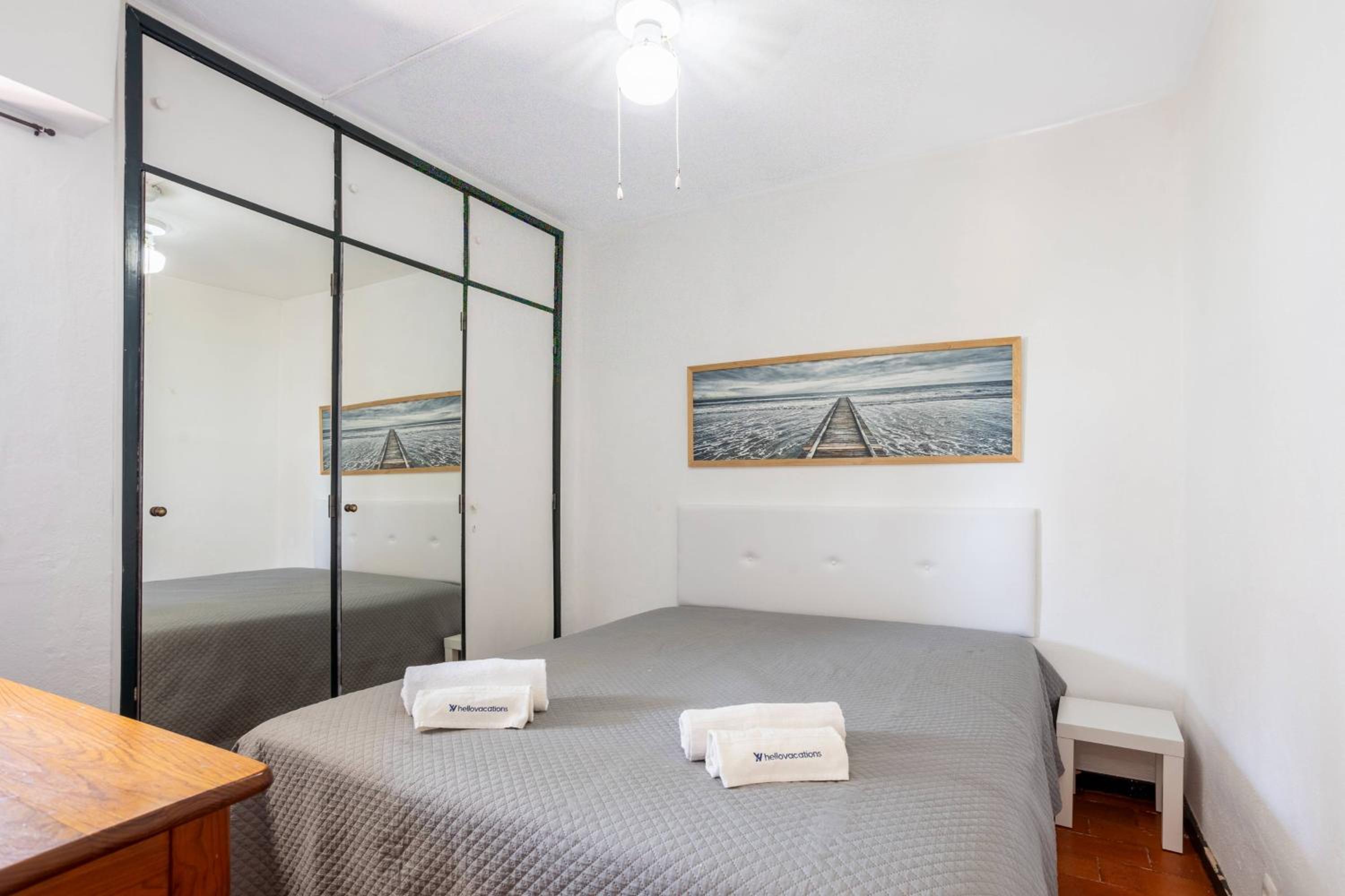 Apartment photo 1