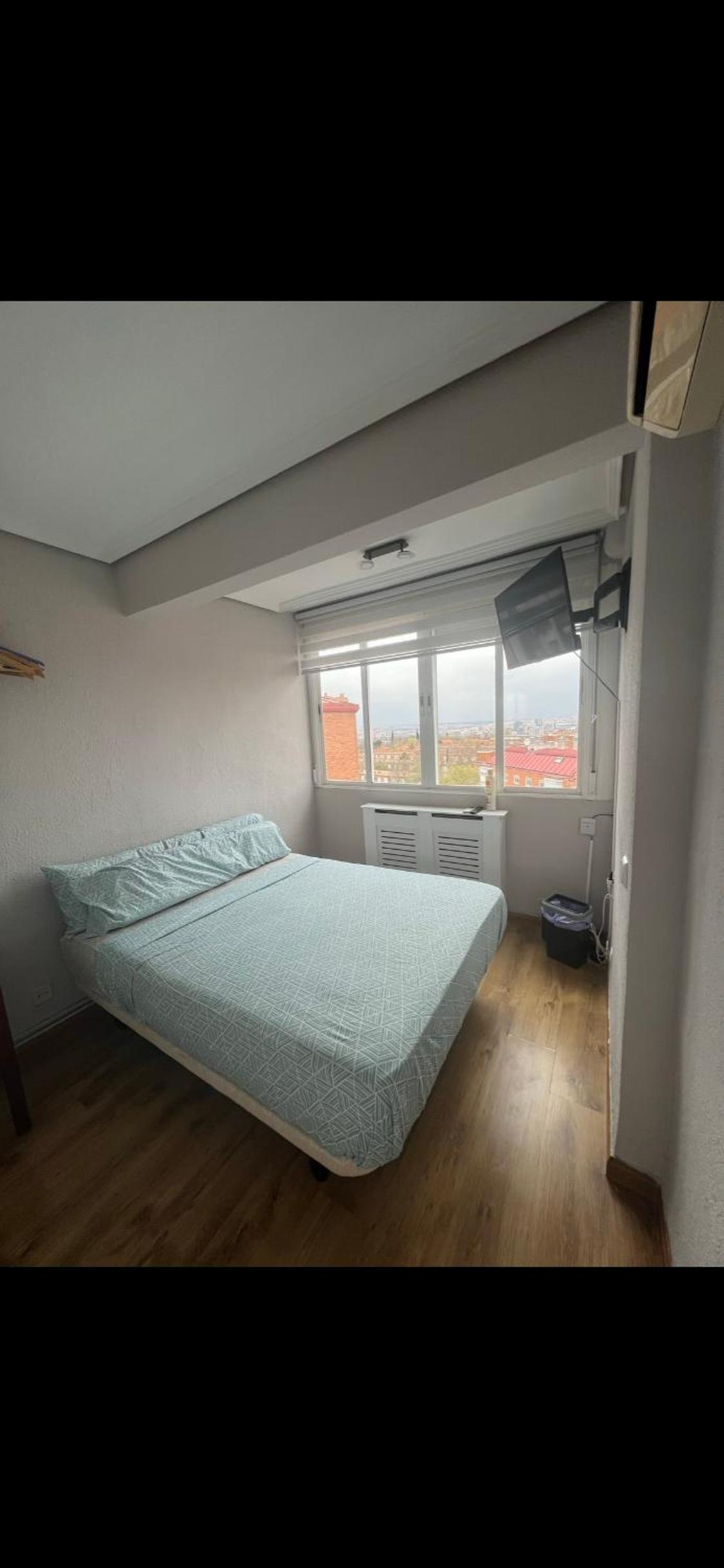 Habitación doble con baño compartido