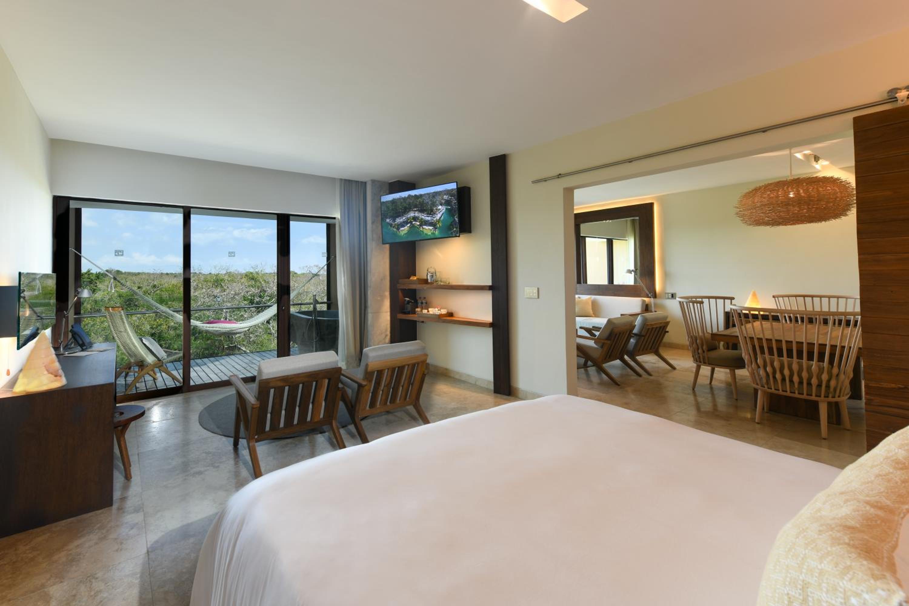 Junior Suite with Sauna thumbnail 6