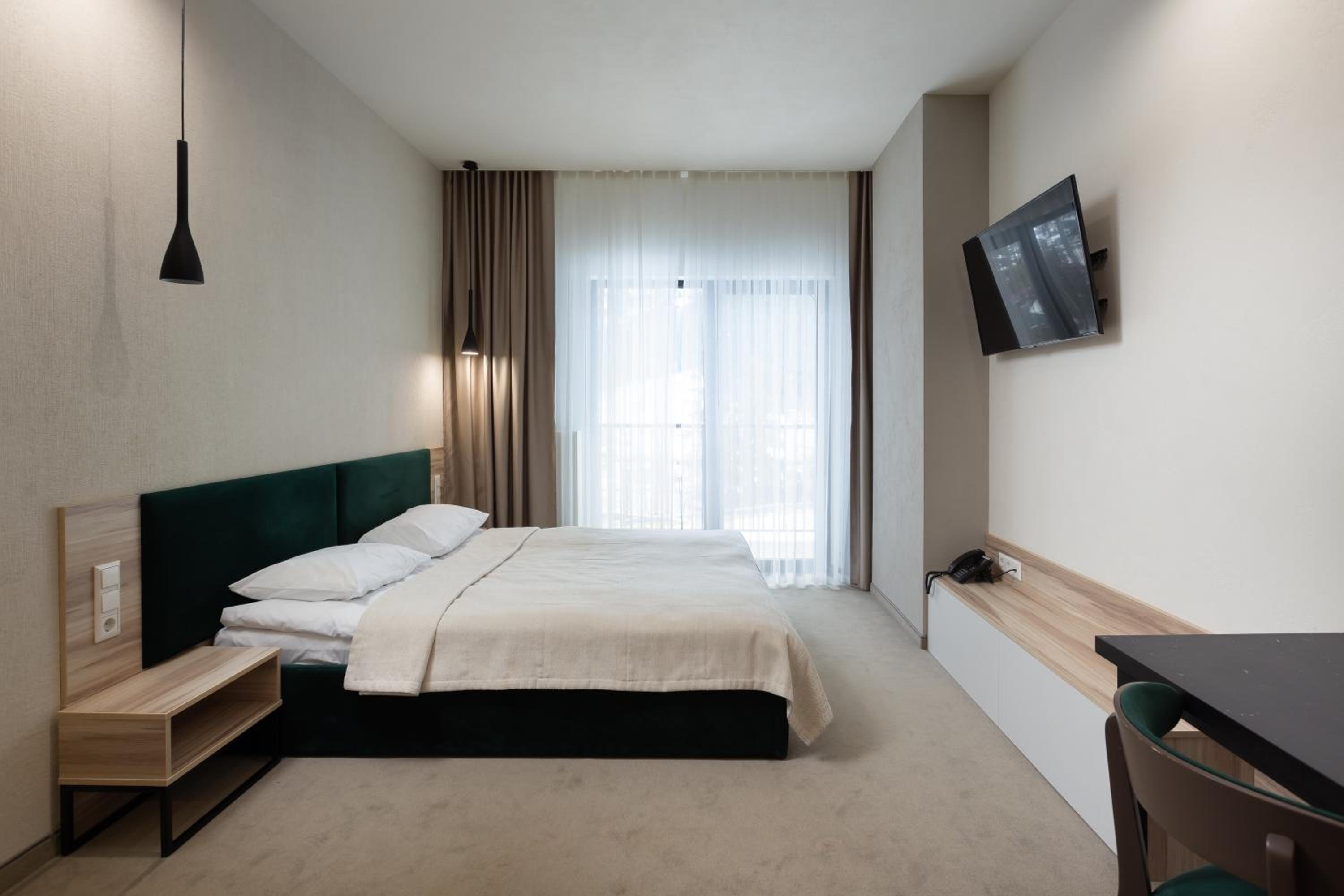Studio Apartment