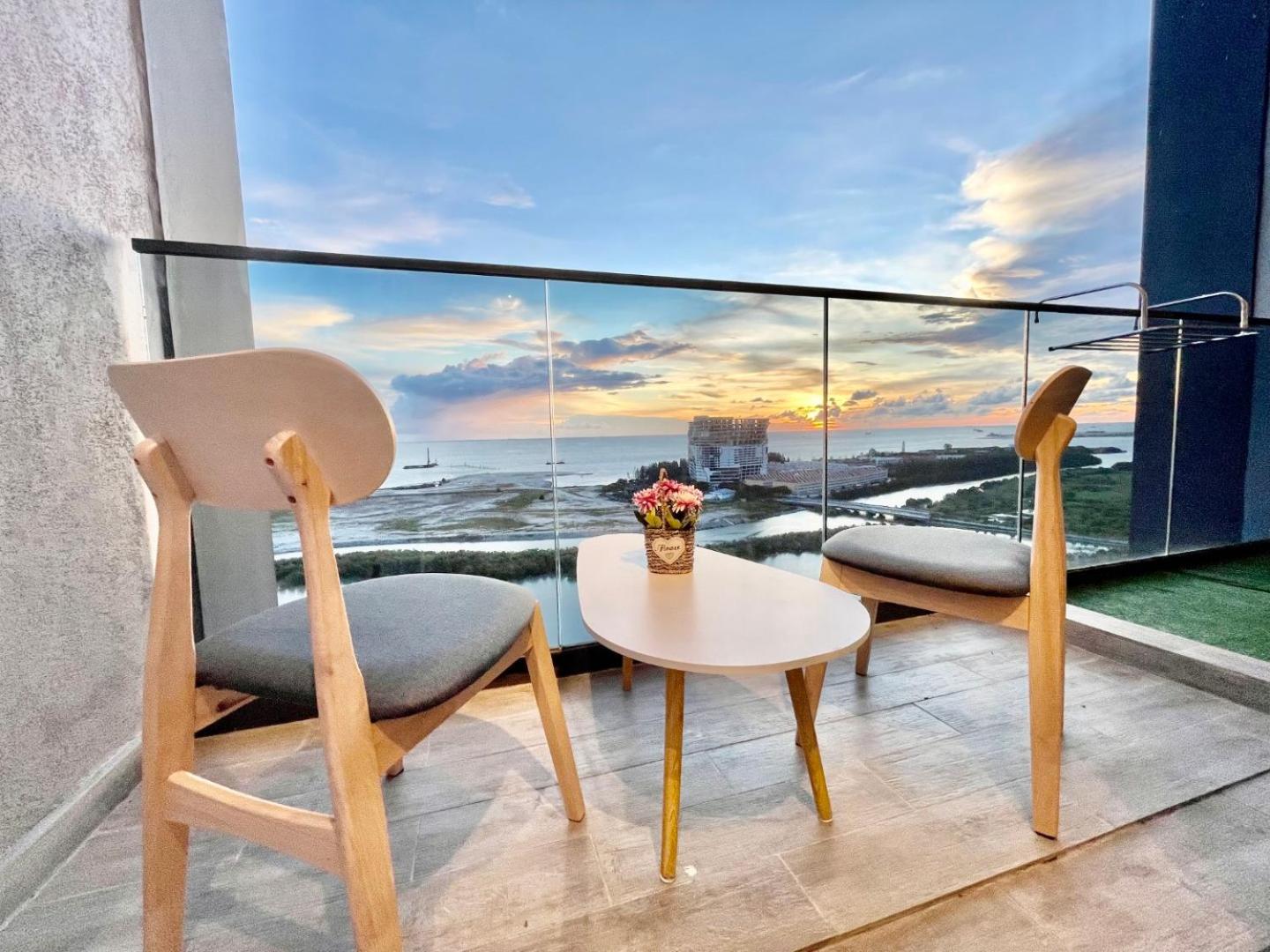 Studio with Sea View