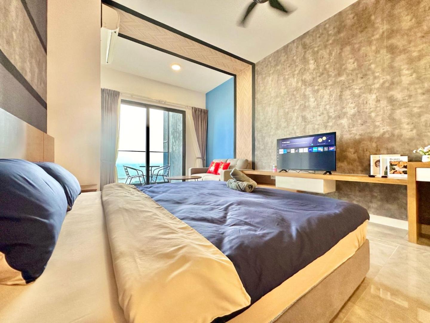 Studio with Sea View