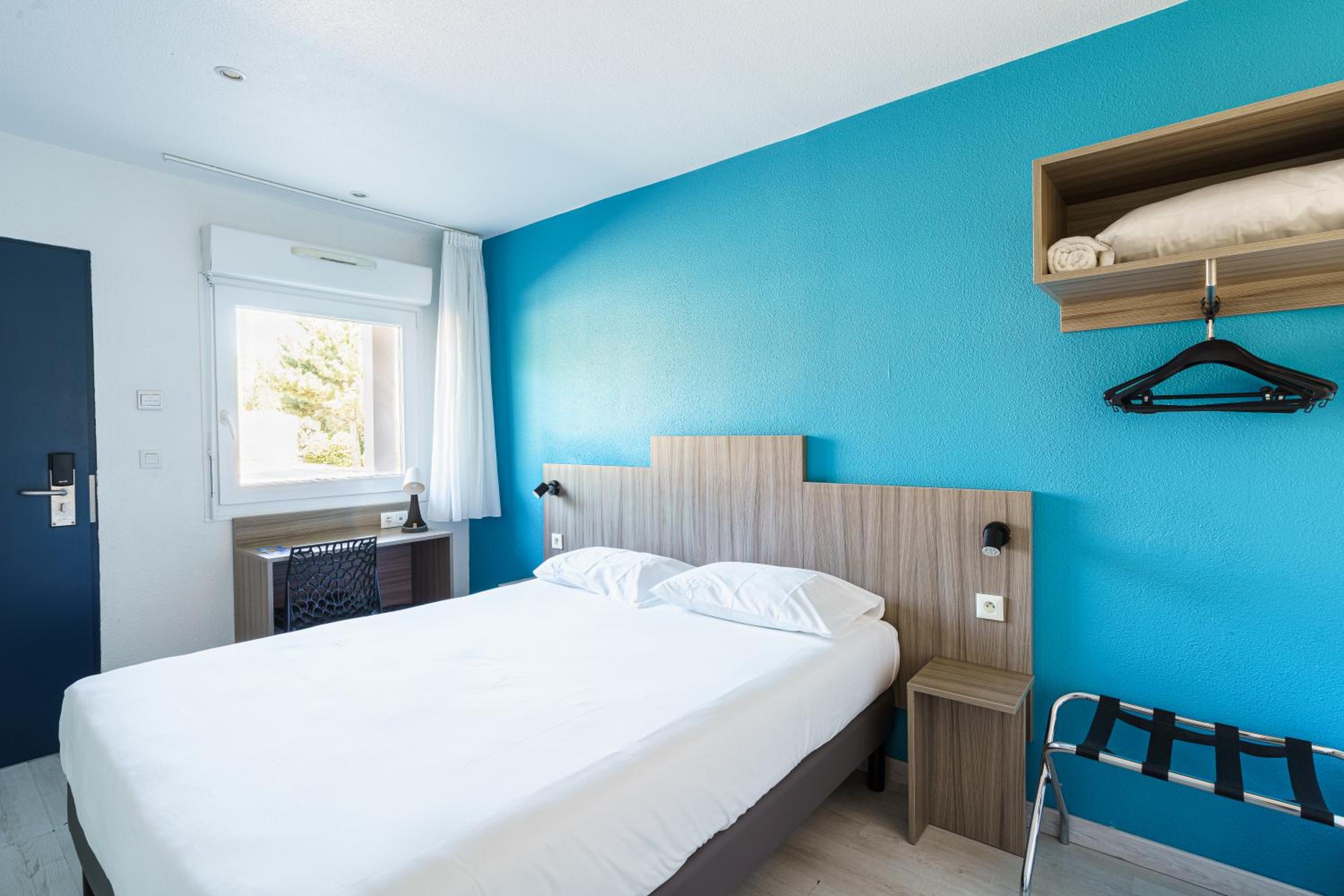 Double Room - Photo 9