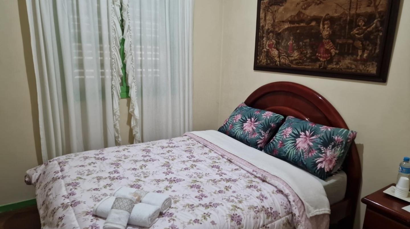 Double Room with Shared Bathroom photo 1
