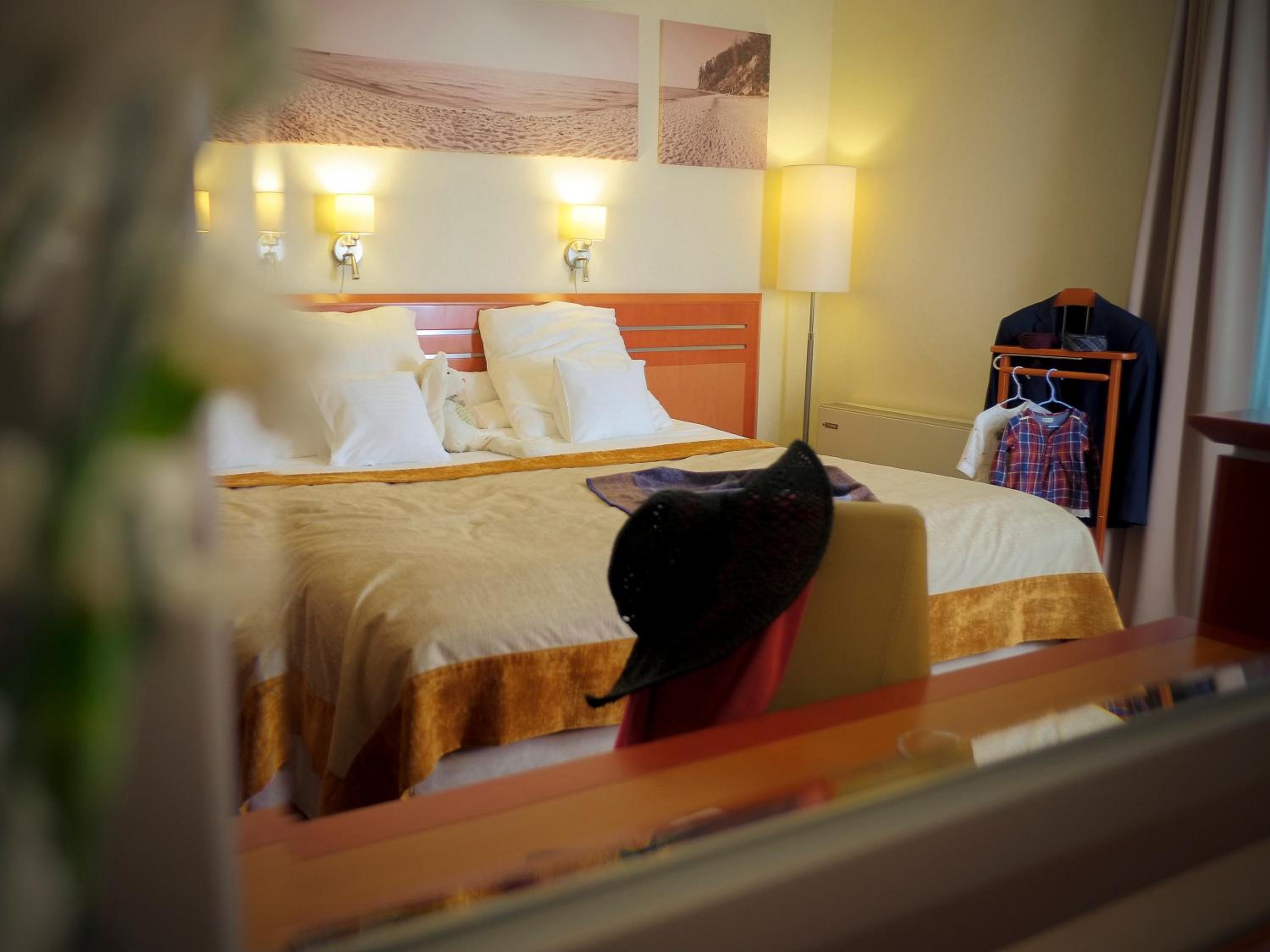 One-Bedroom Apartment - Photo 6