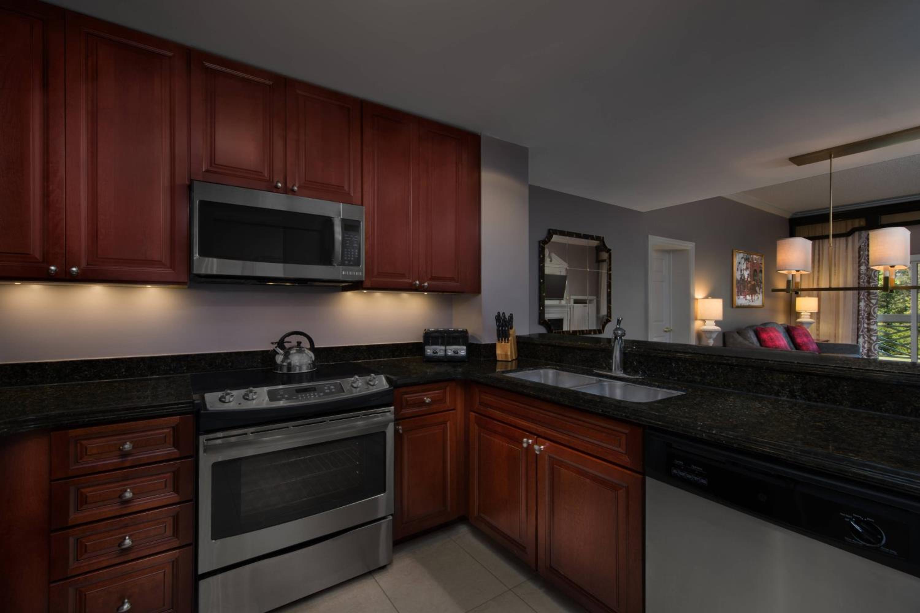 Two-Bedroom Villa with Roll-in Shower - Mobility Accessible photo 3