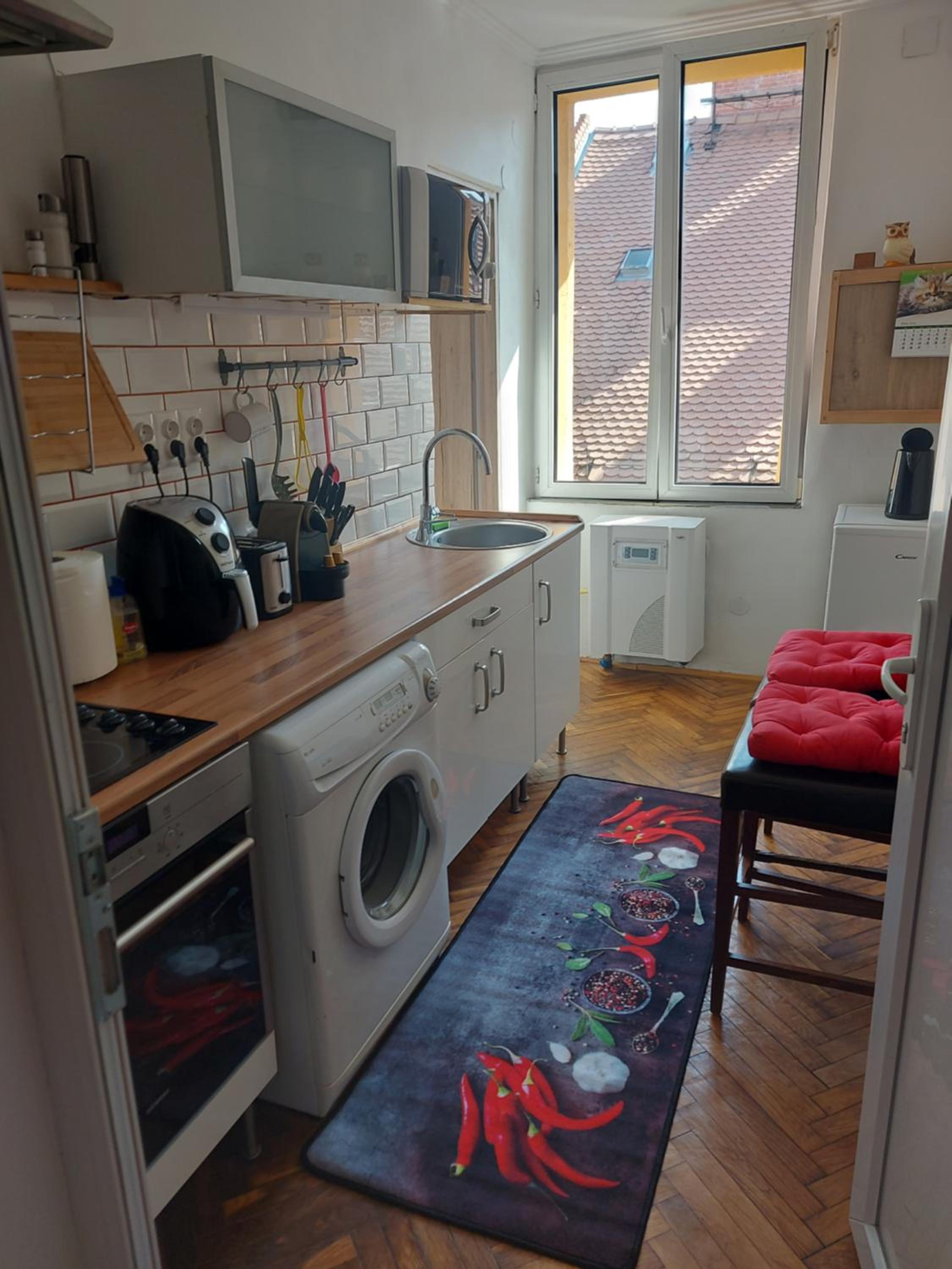 One-Bedroom Apartment - Photo 27