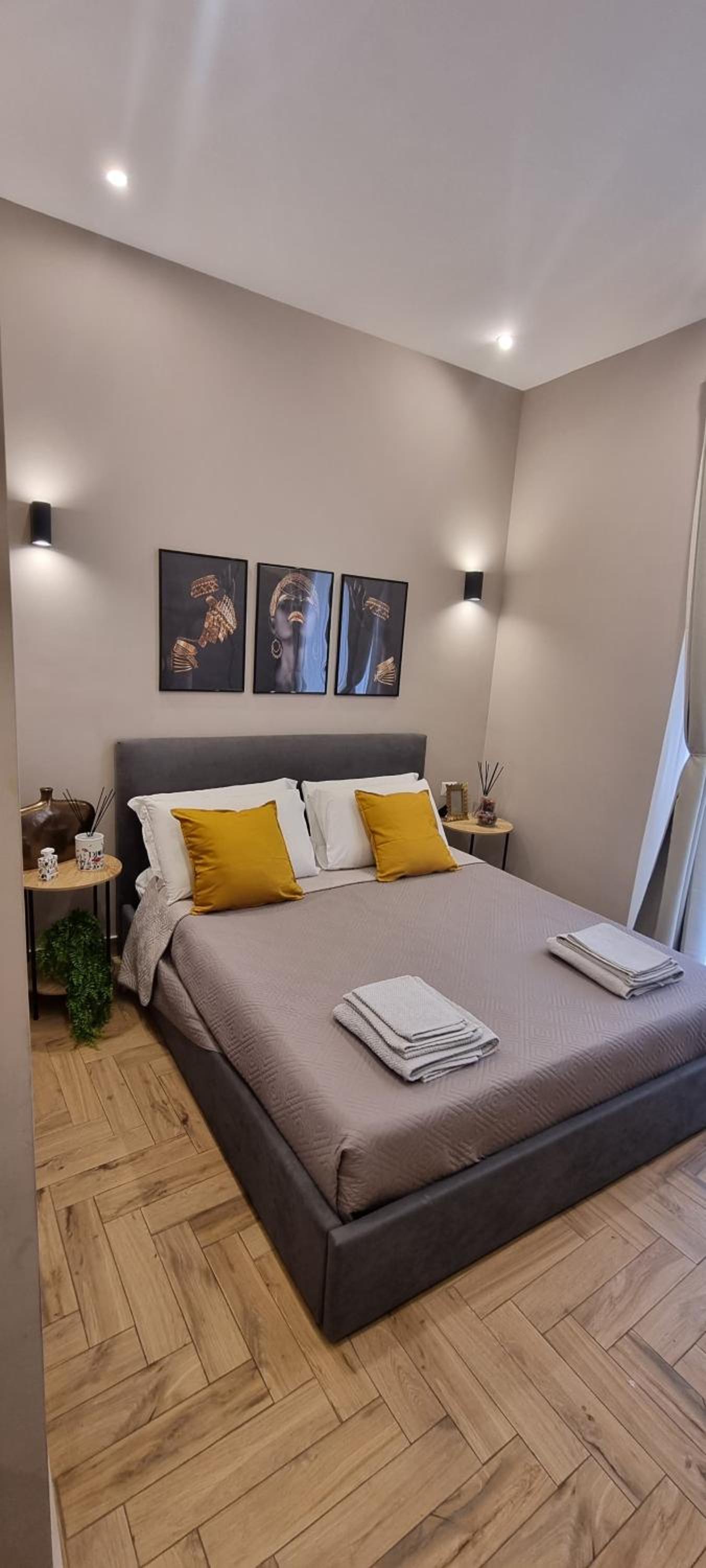 One-Bedroom Apartment with Balcony