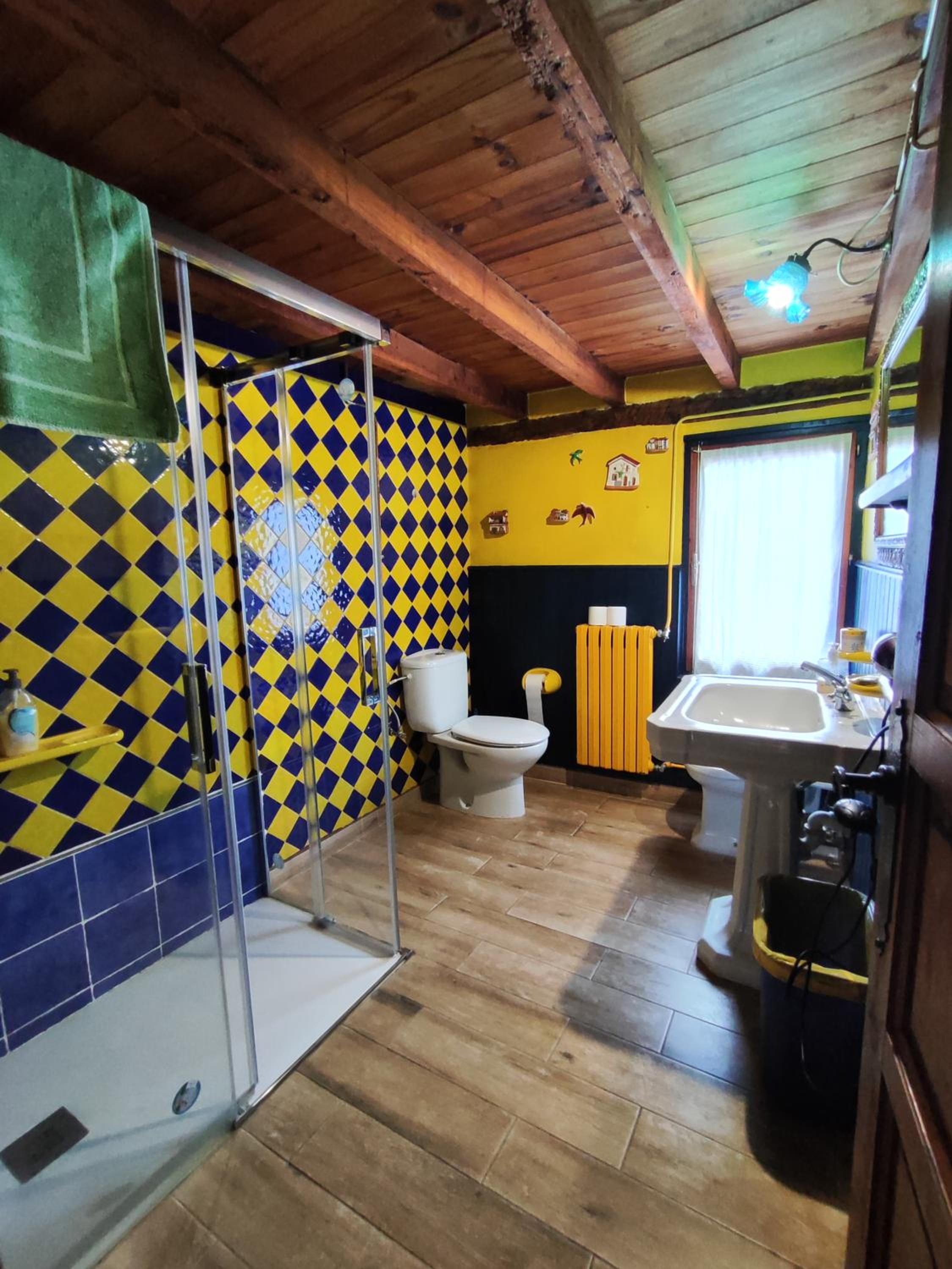 Duplex Quadruple Room - Photo 4